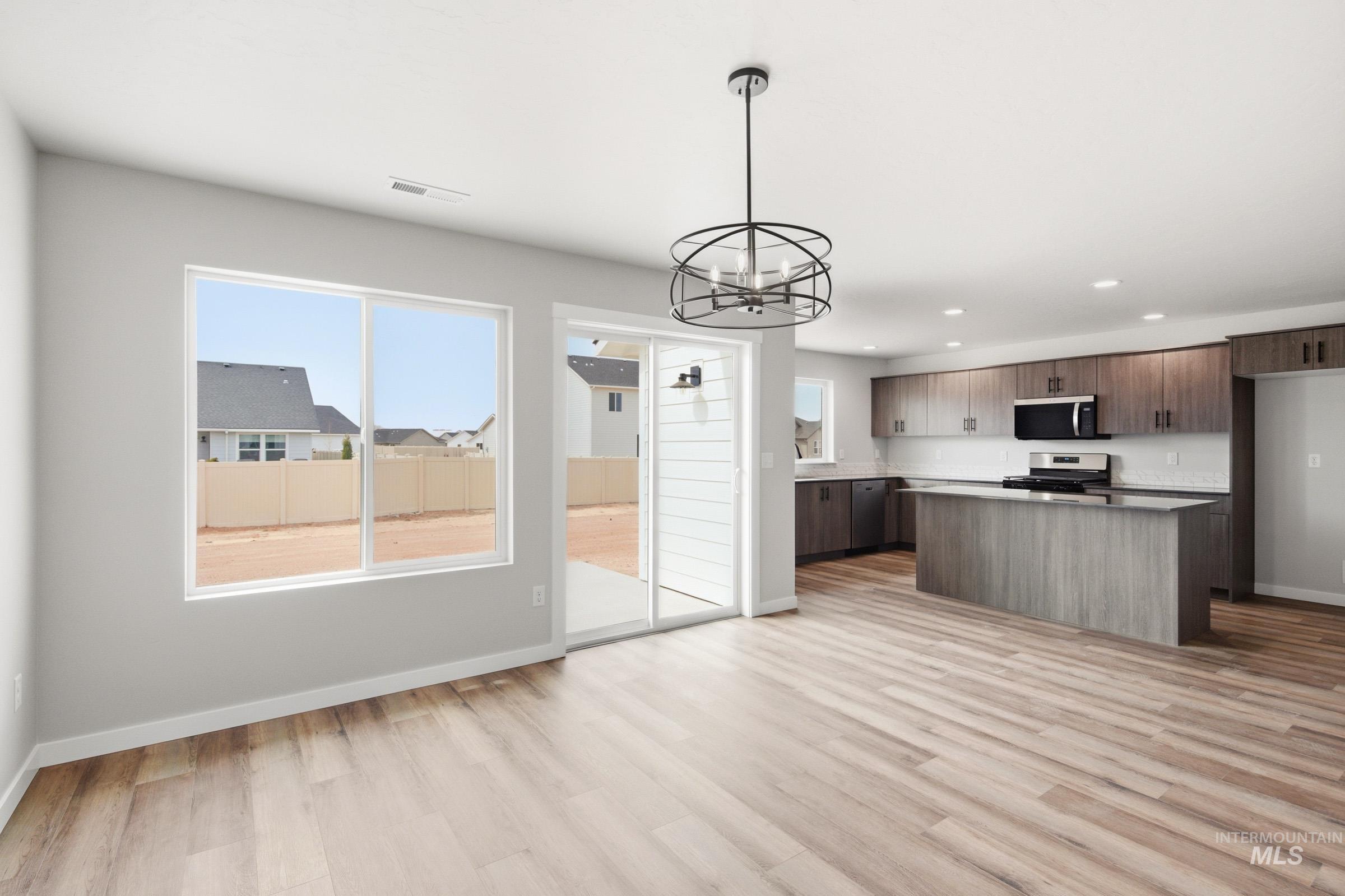 17677 N Boone Peak Ave, Nampa, Idaho 83687, 5 Bedrooms, 2.5 Bathrooms, Residential For Sale, Price $559,990, 98979911