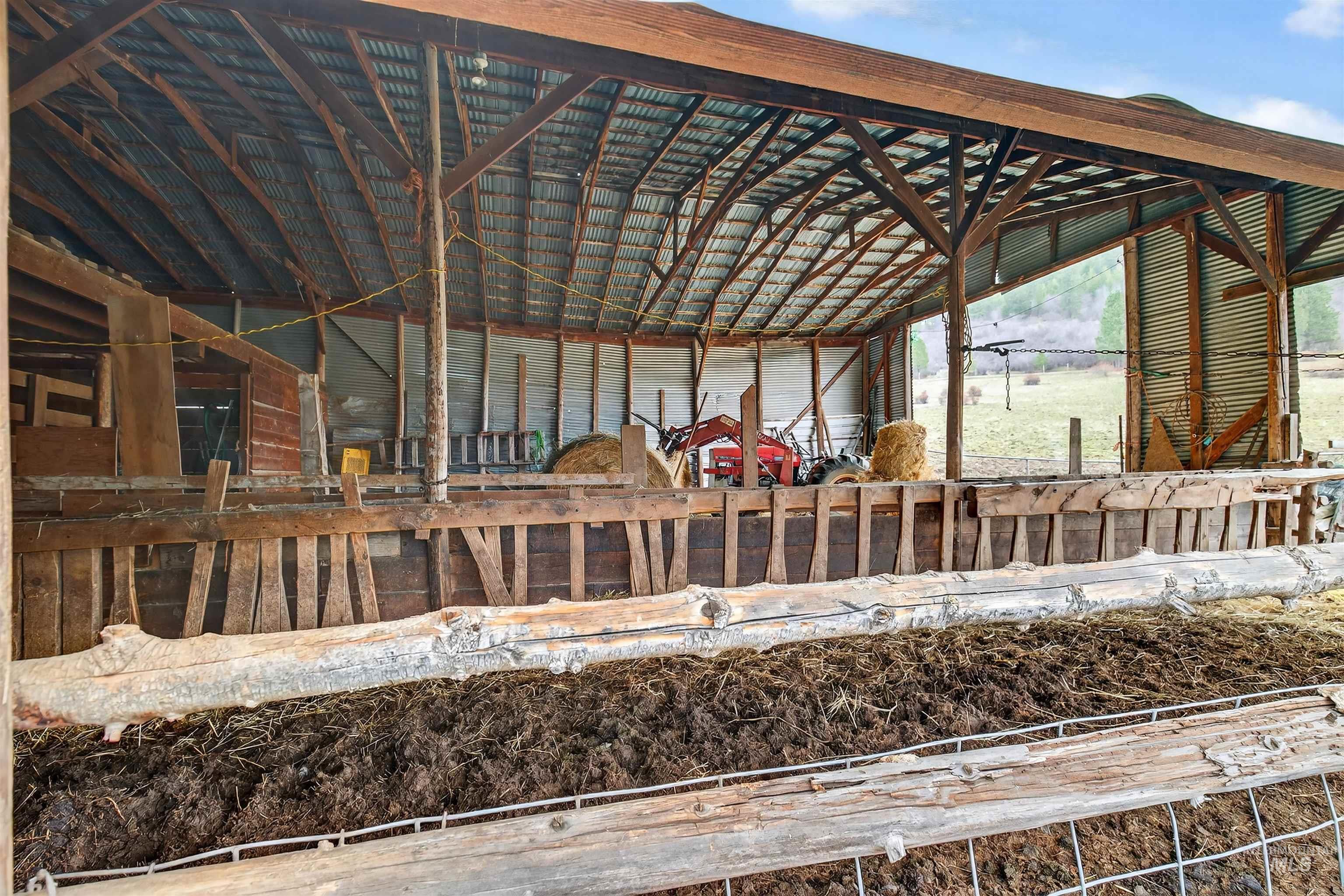 1080 Mason Butte Rd, Kendrick, Idaho 83537, 3 Bedrooms, 2 Bathrooms, Residential For Sale, Price $700,000, 98979916