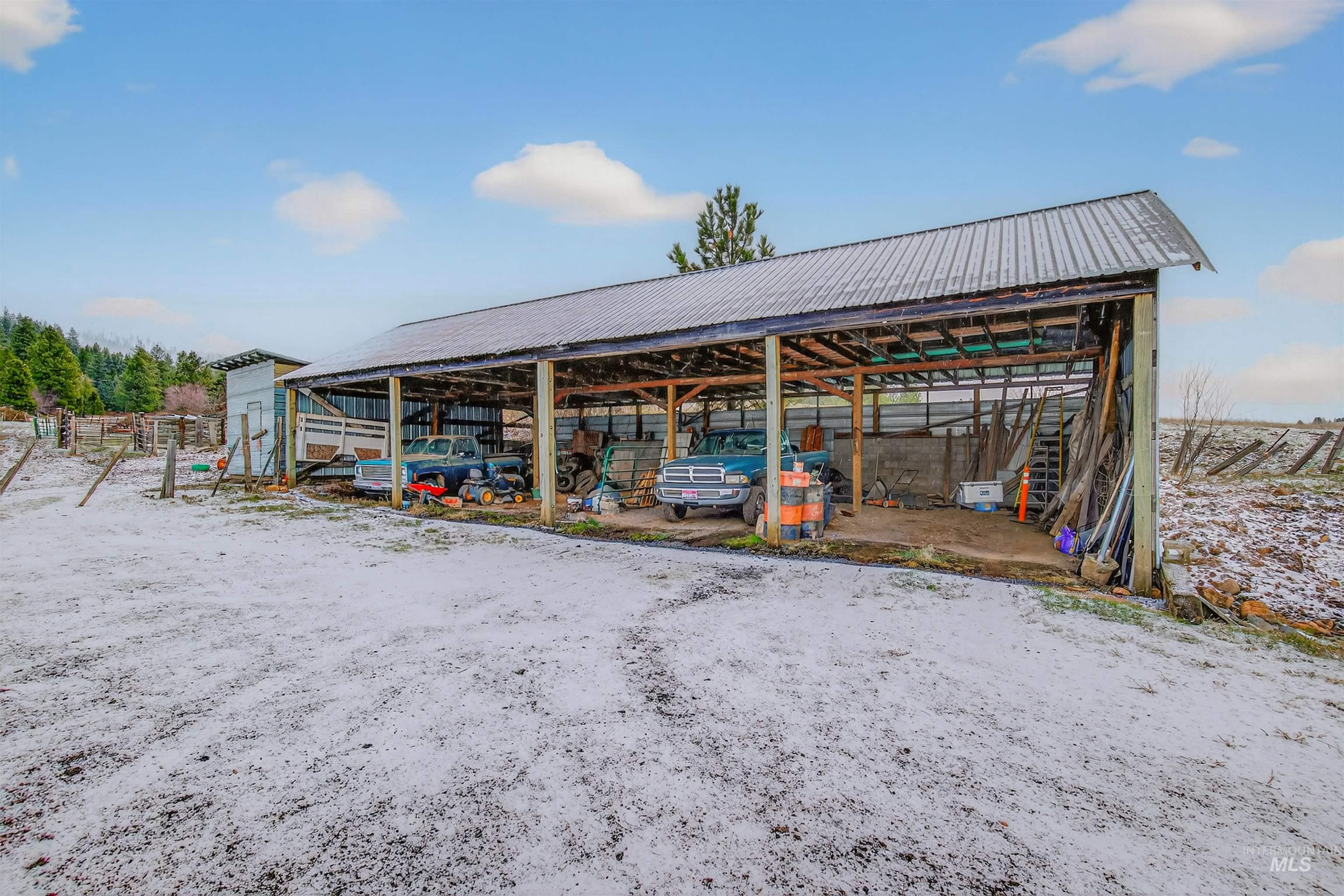 1080 Mason Butte Rd, Kendrick, Idaho 83537, 3 Bedrooms, 2 Bathrooms, Residential For Sale, Price $700,000, 98979916