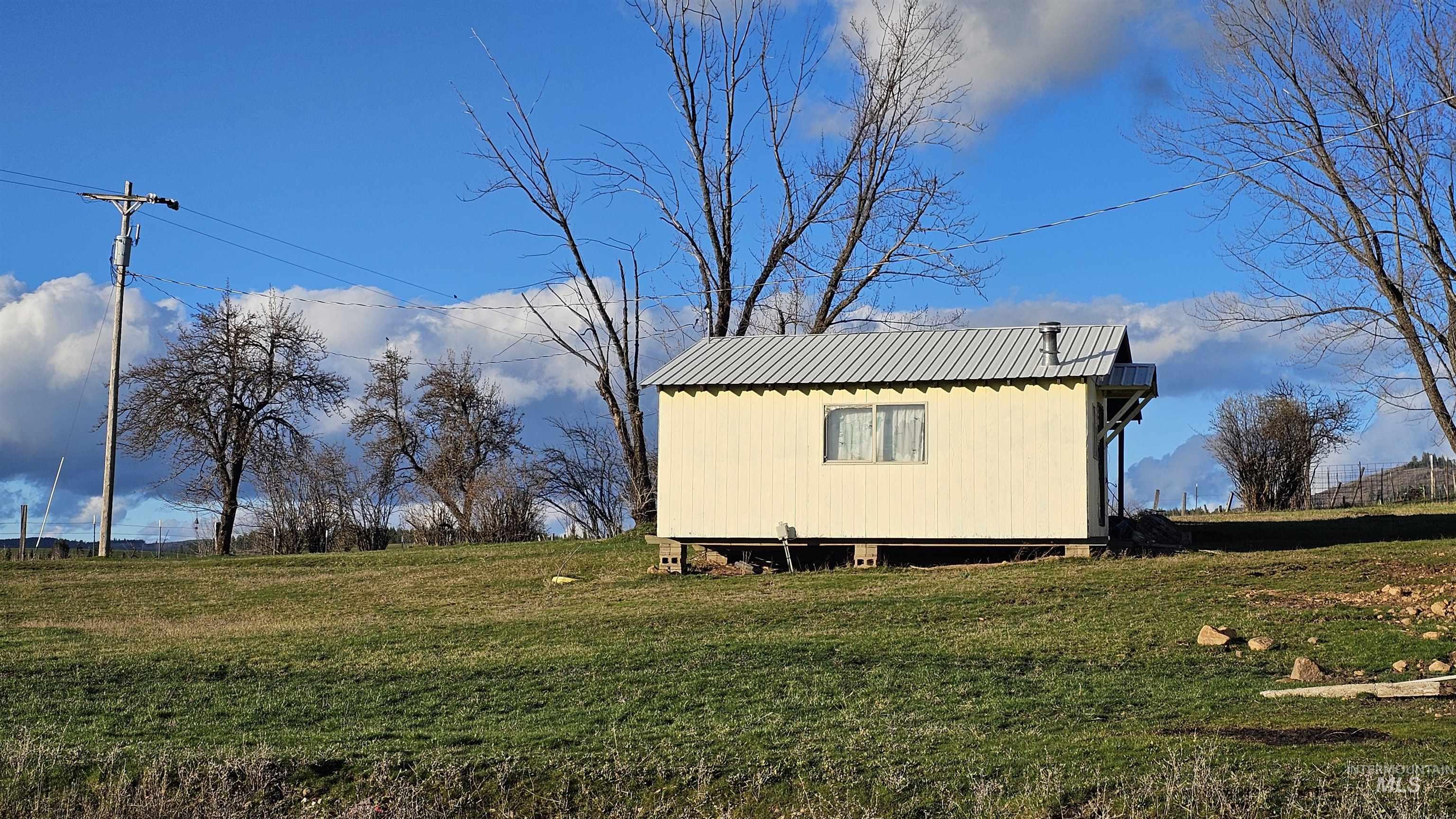 1080 Mason Butte Rd, Kendrick, Idaho 83537, 3 Bedrooms, 2 Bathrooms, Residential For Sale, Price $700,000, 98979916