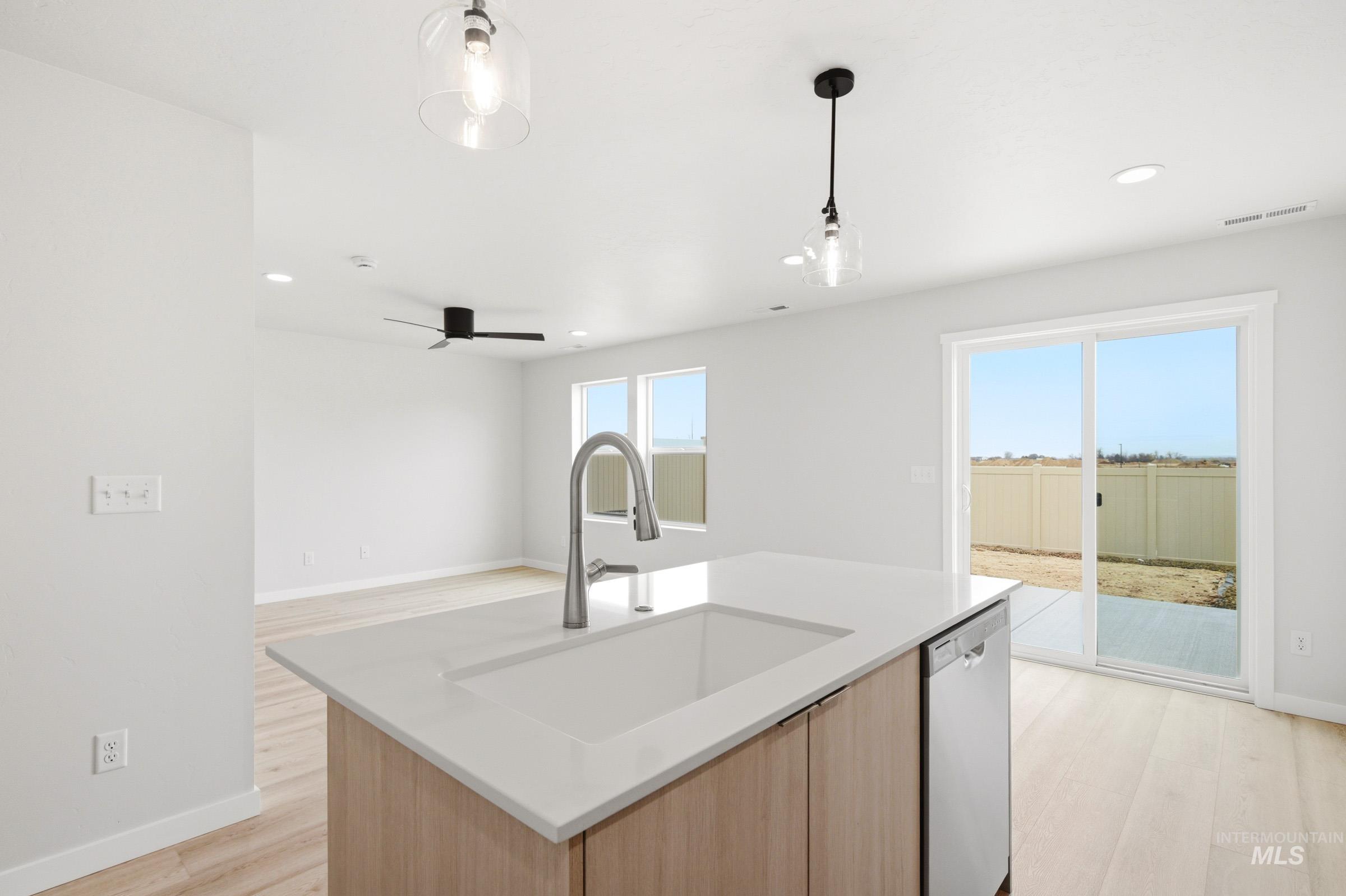 10776 Rutland St, Caldwell, Idaho 83605, 3 Bedrooms, 2.5 Bathrooms, Residential For Sale, Price $379,990, 98979917