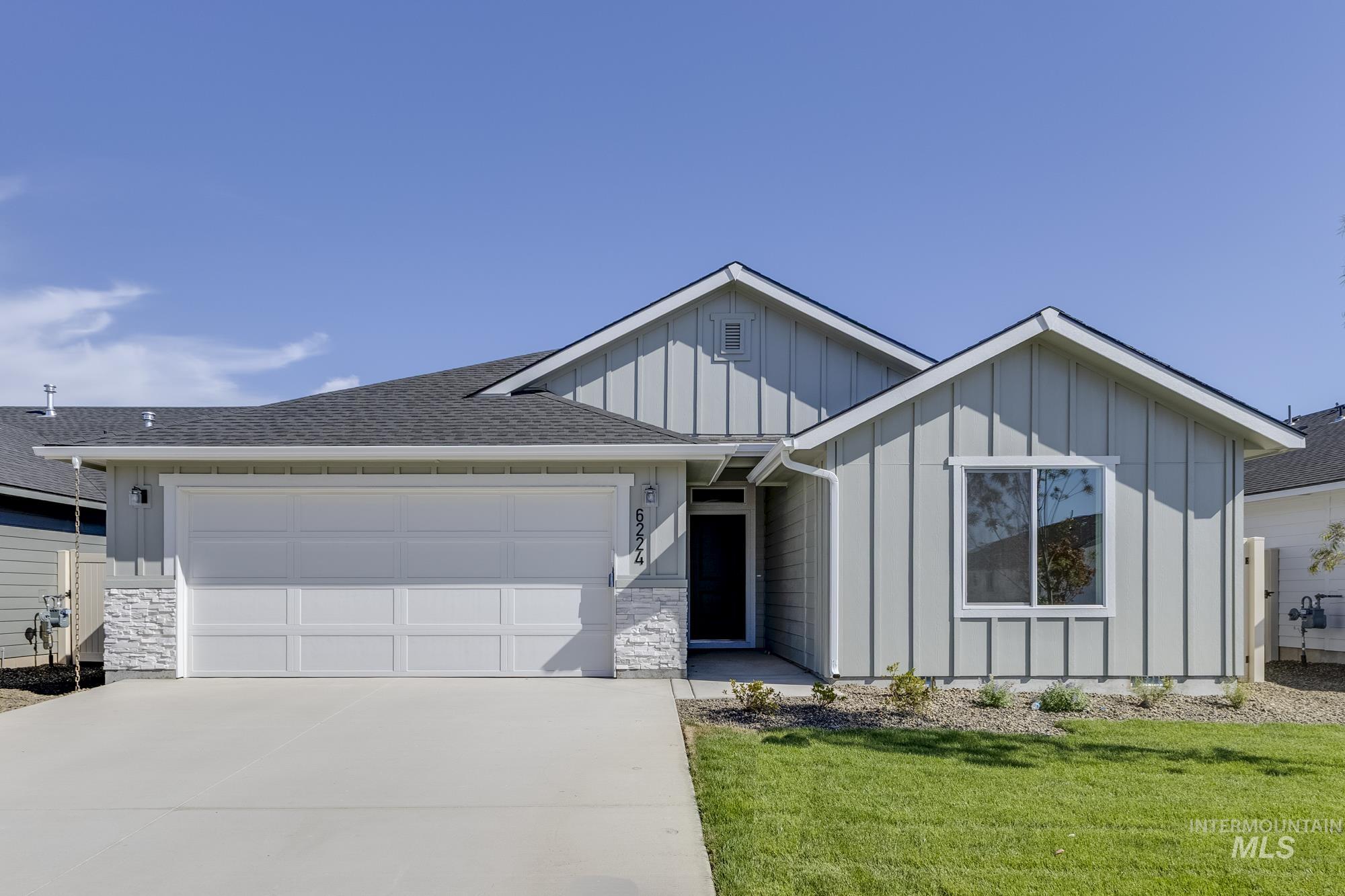 2231 S Border Way, Meridian, Idaho 83642, 4 Bedrooms, 2 Bathrooms, Residential For Sale, Price $519,990,MLS 98979925