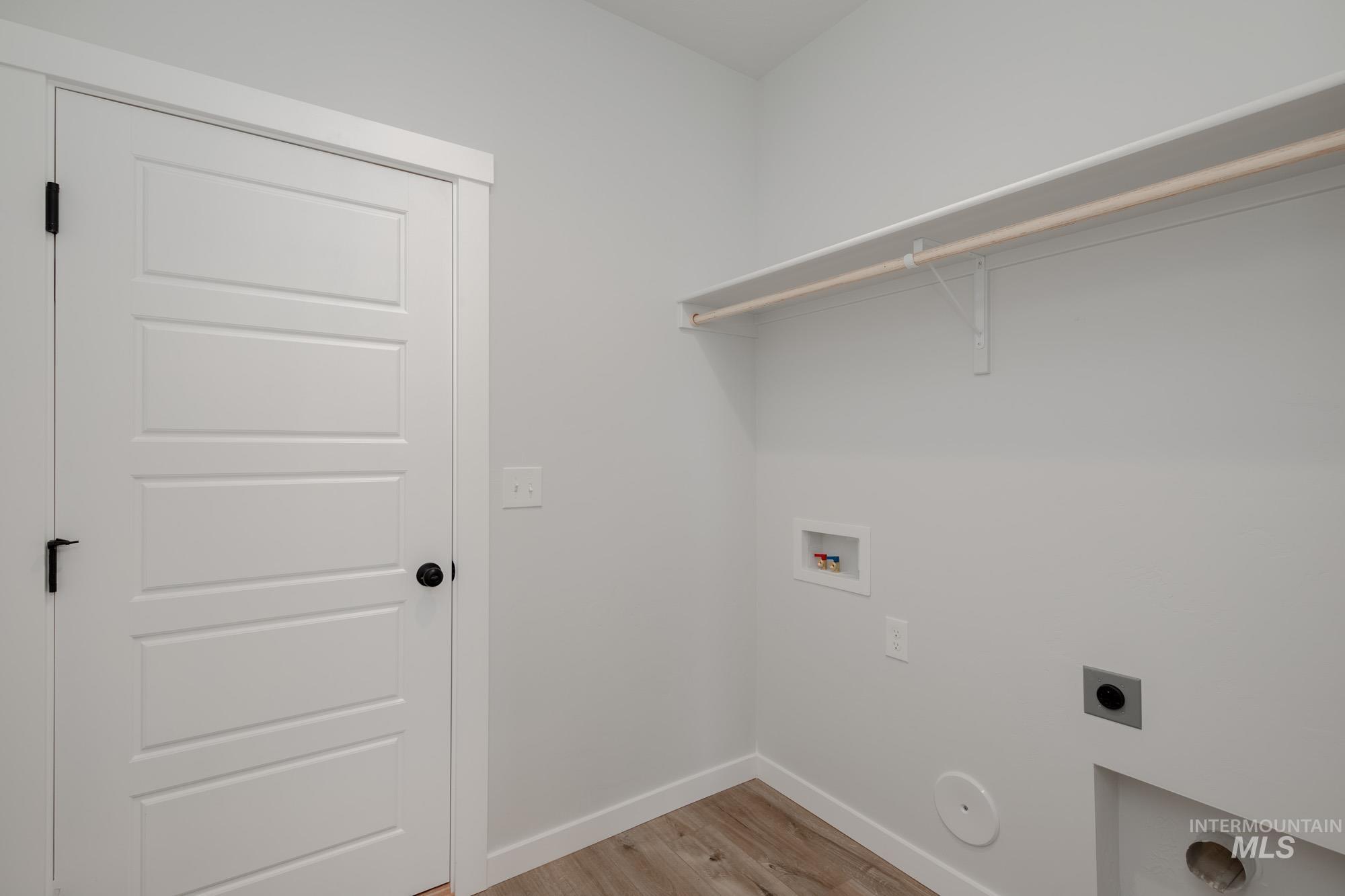 2192 S Border Way, Meridian, Idaho 83642, 3 Bedrooms, 2.5 Bathrooms, Residential For Sale, Price $469,990,MLS 98979927