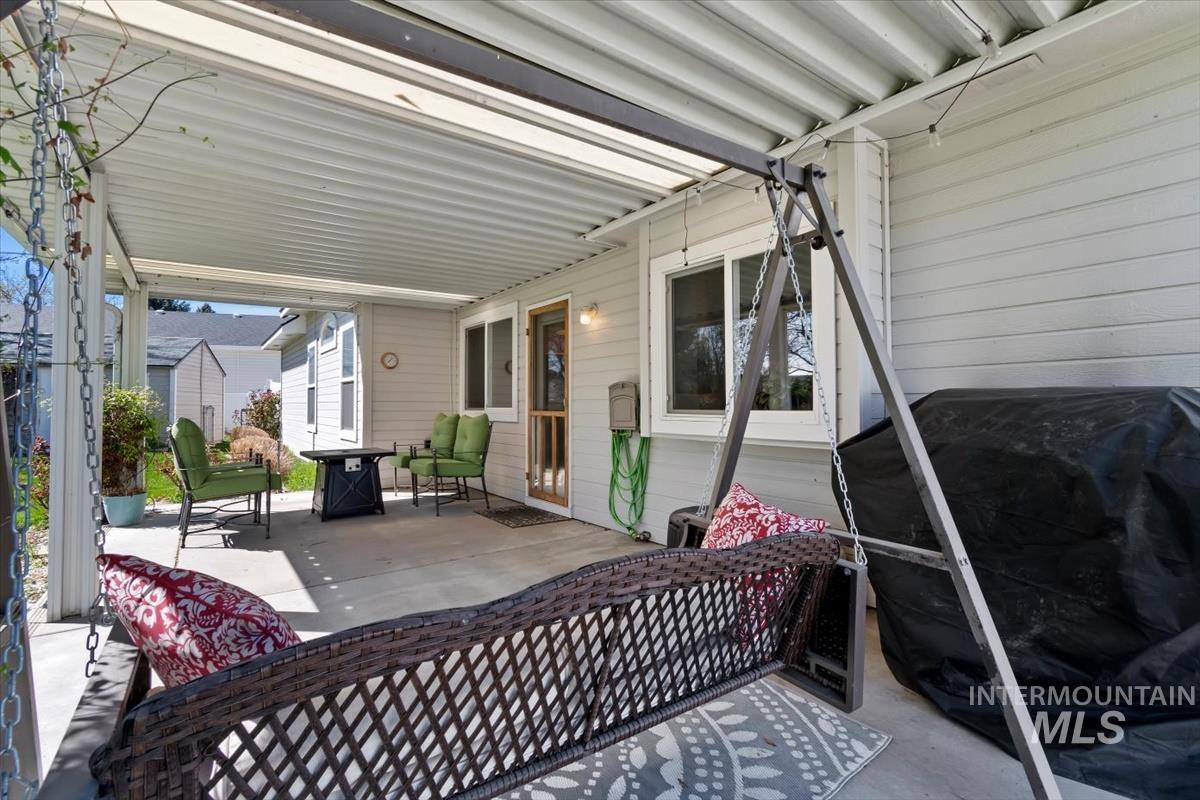 3815 Tayten Drive, Nampa, Idaho 83686, 3 Bedrooms, 2.5 Bathrooms, Residential For Sale, Price $520,000,MLS 98979929