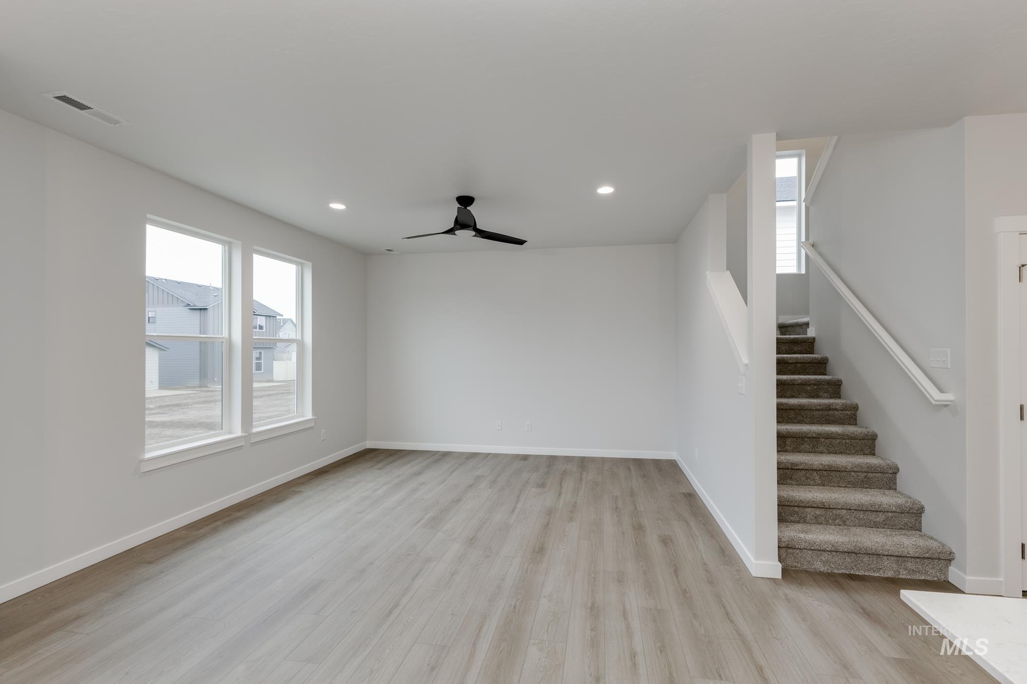 2086 S Border Way, Meridian, Idaho 83642, 3 Bedrooms, 2.5 Bathrooms, Residential For Sale, Price $480,990,MLS 98979930