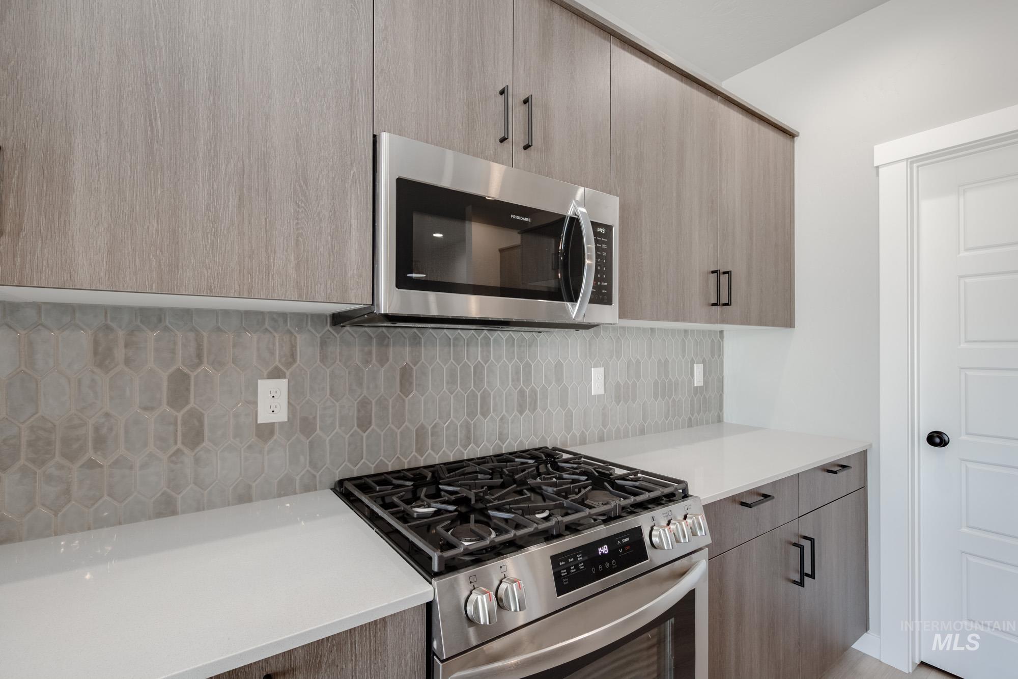 2058 S Border Way, Meridian, Idaho 83642, 4 Bedrooms, 2.5 Bathrooms, Residential For Sale, Price $559,990, 98979931