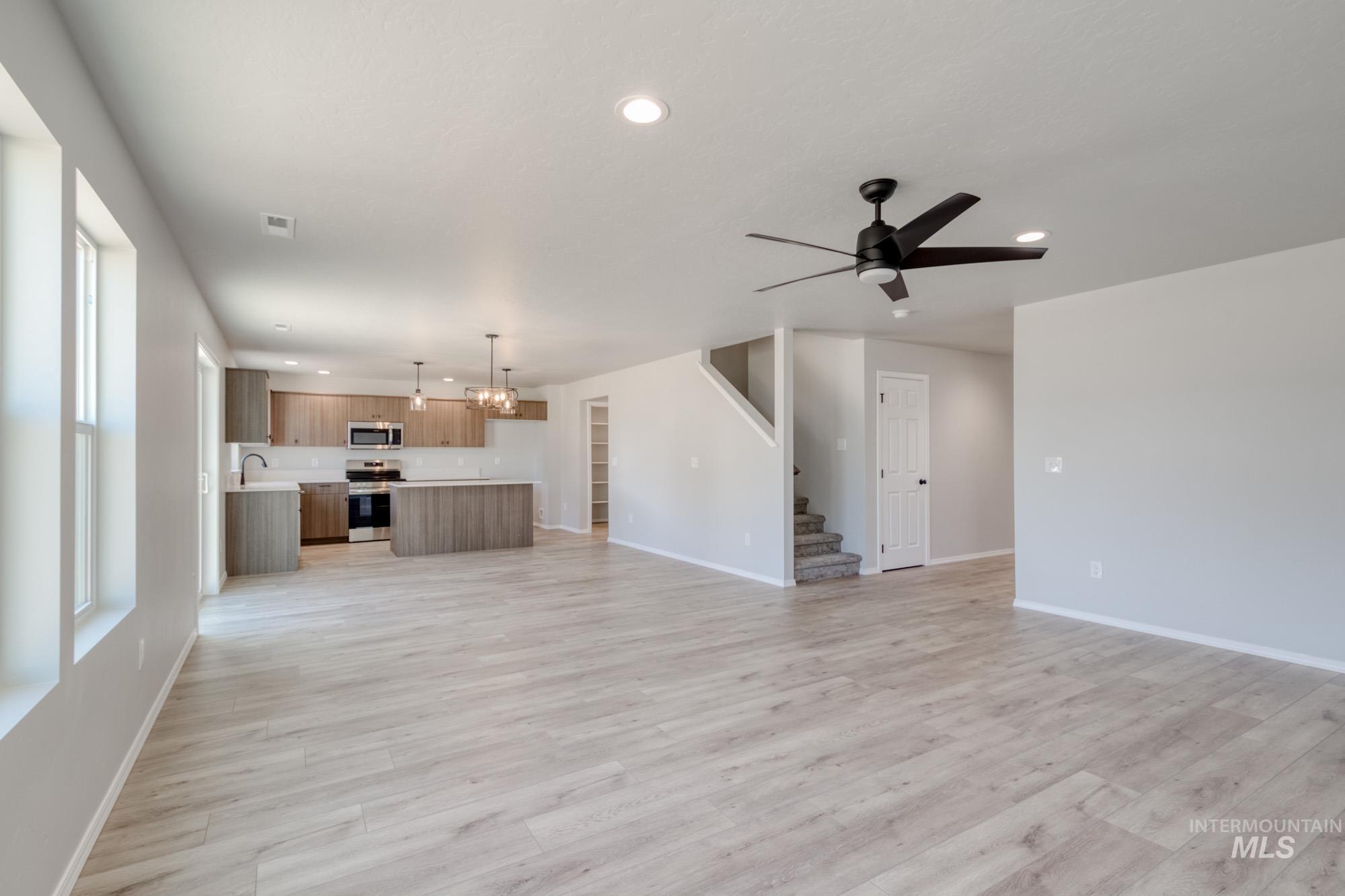 1144 W Cub River Dr, Meridian, Idaho 83642, 5 Bedrooms, 3 Bathrooms, Residential For Sale, Price $594,990, 98979932