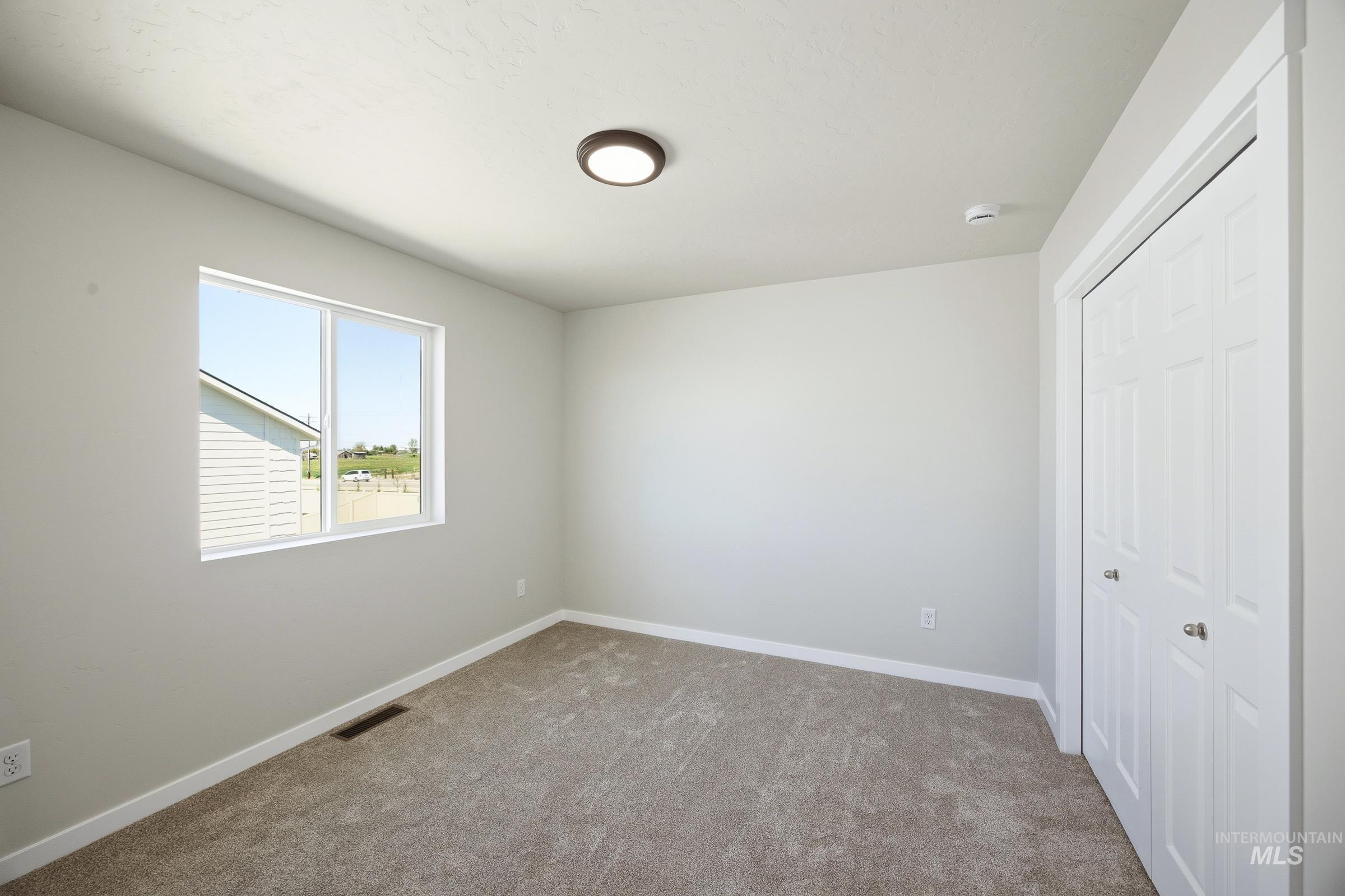 1144 W Cub River Dr, Meridian, Idaho 83642, 5 Bedrooms, 3 Bathrooms, Residential For Sale, Price $594,990, 98979932
