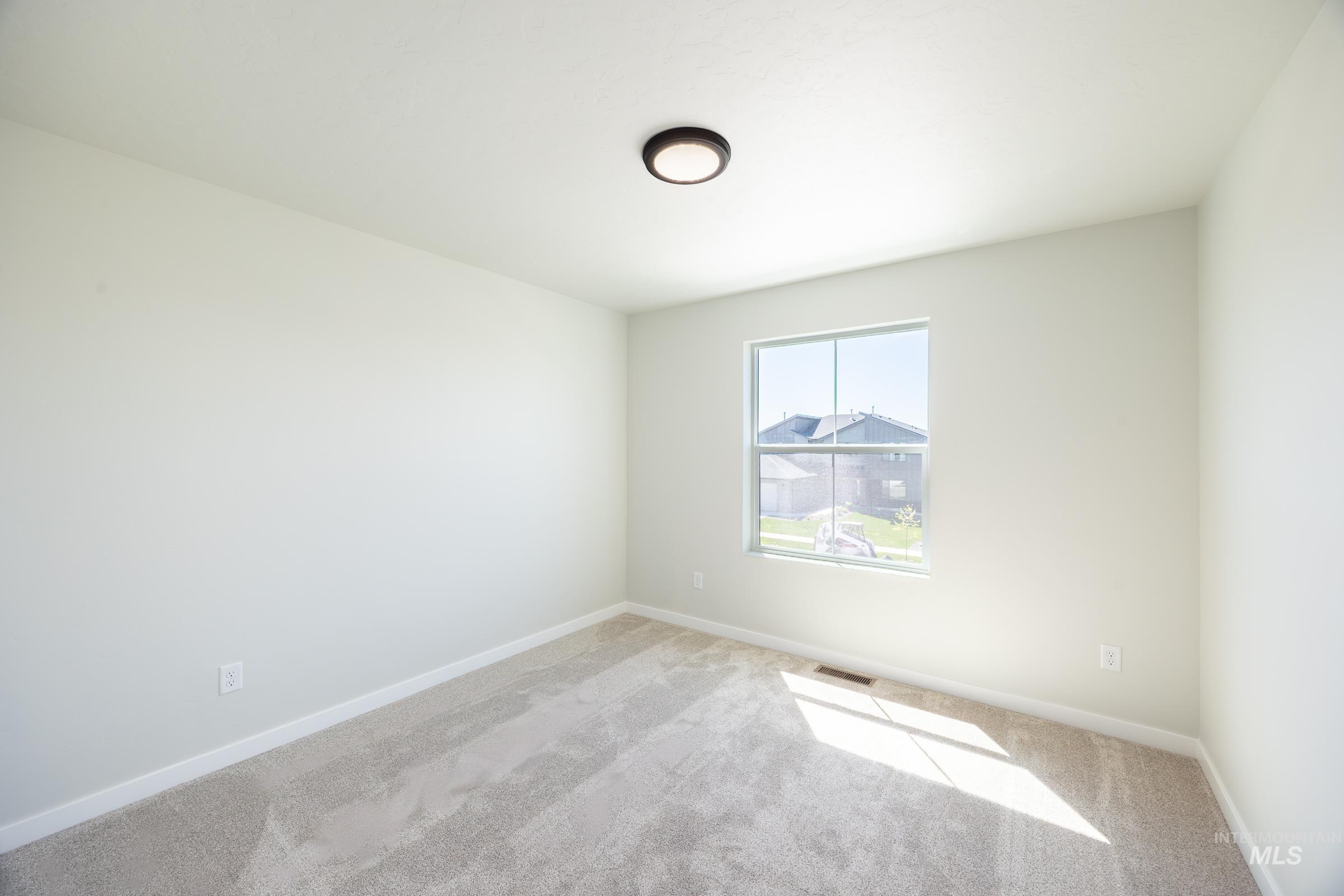 1144 W Cub River Dr, Meridian, Idaho 83642, 5 Bedrooms, 3 Bathrooms, Residential For Sale, Price $594,990, 98979932
