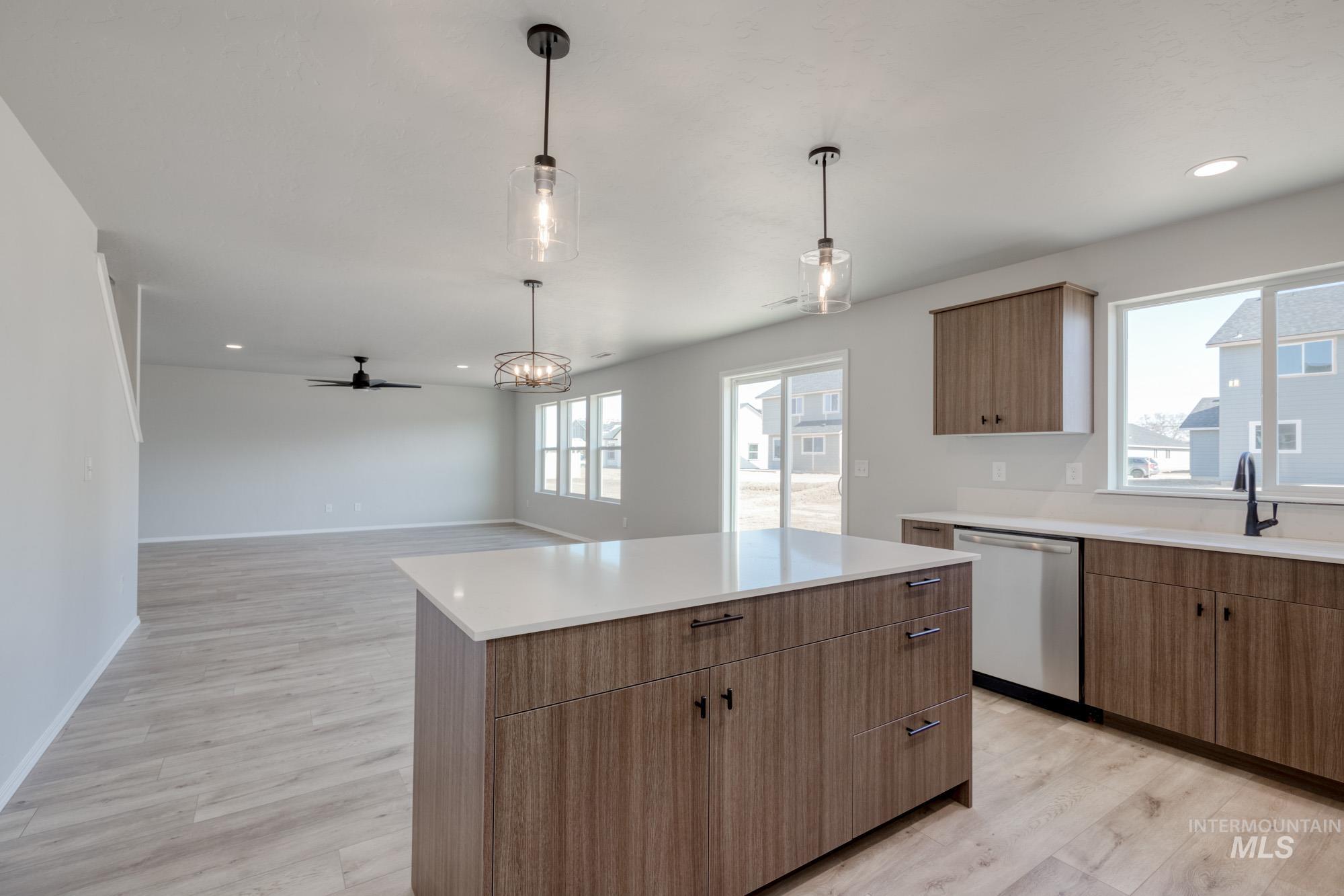 1144 W Cub River Dr, Meridian, Idaho 83642, 5 Bedrooms, 3 Bathrooms, Residential For Sale, Price $594,990, 98979932