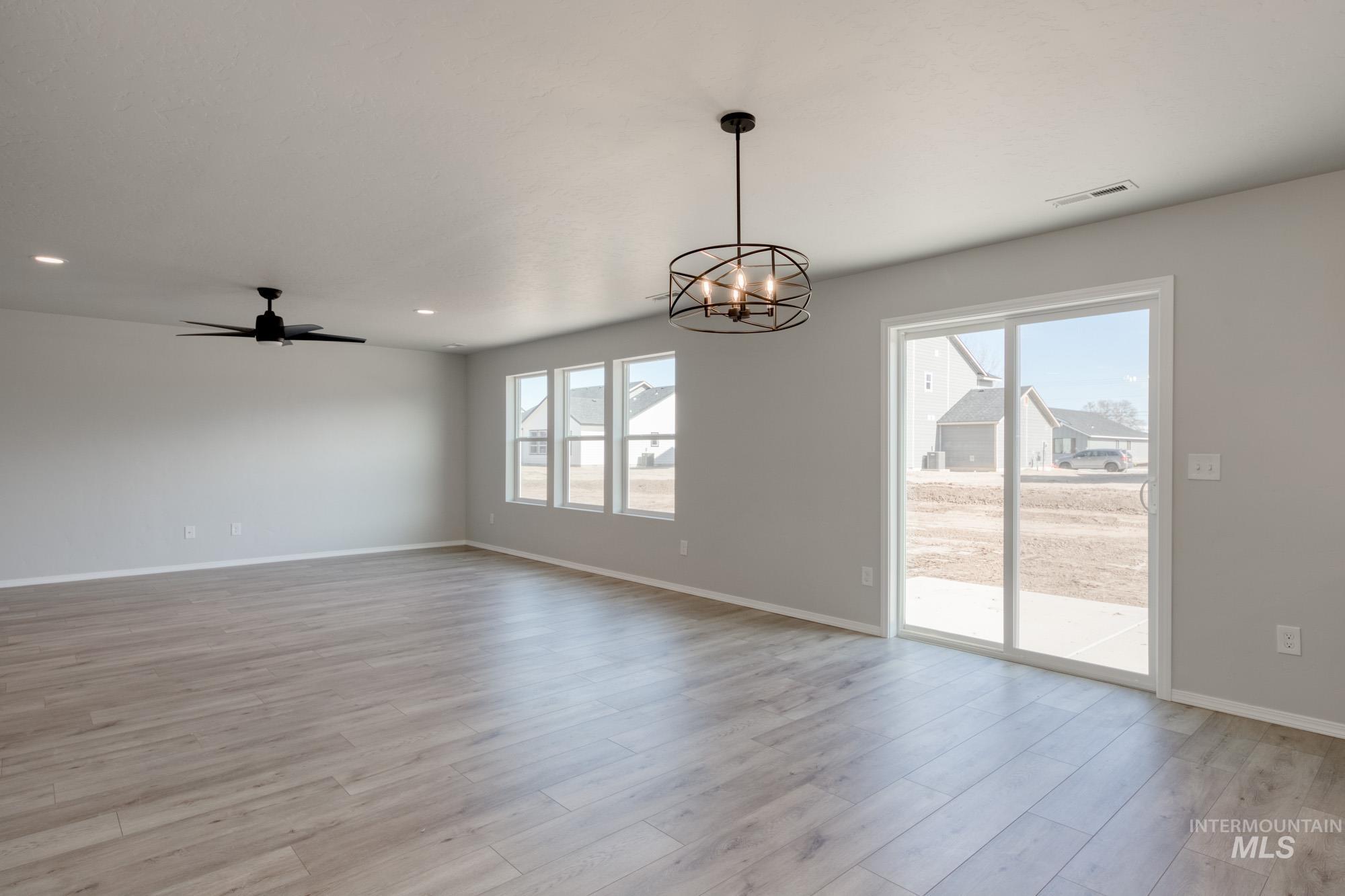 1144 W Cub River Dr, Meridian, Idaho 83642, 5 Bedrooms, 3 Bathrooms, Residential For Sale, Price $594,990, 98979932