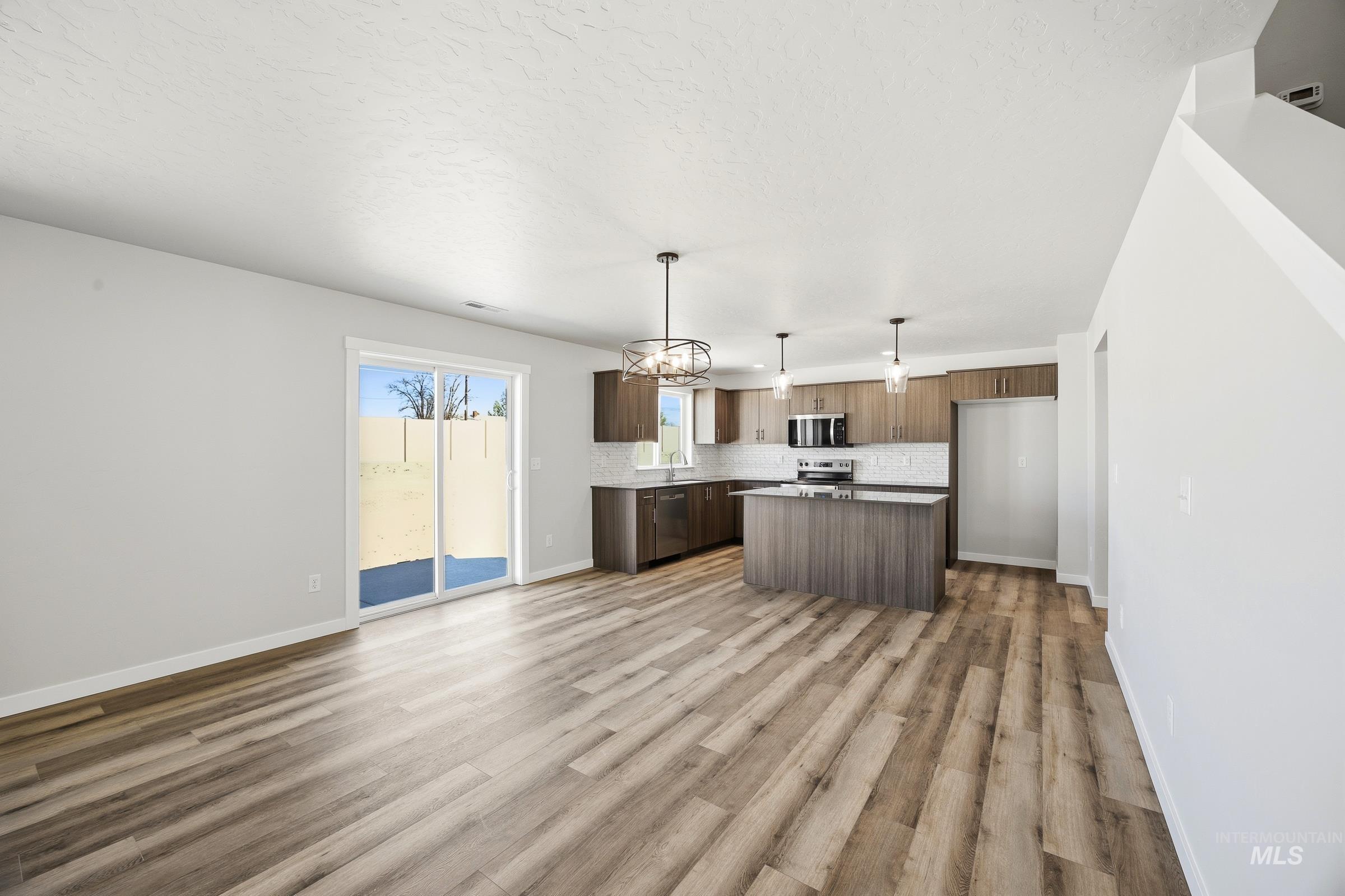 1144 W Cub River Dr, Meridian, Idaho 83642, 5 Bedrooms, 3 Bathrooms, Residential For Sale, Price $594,990, 98979932
