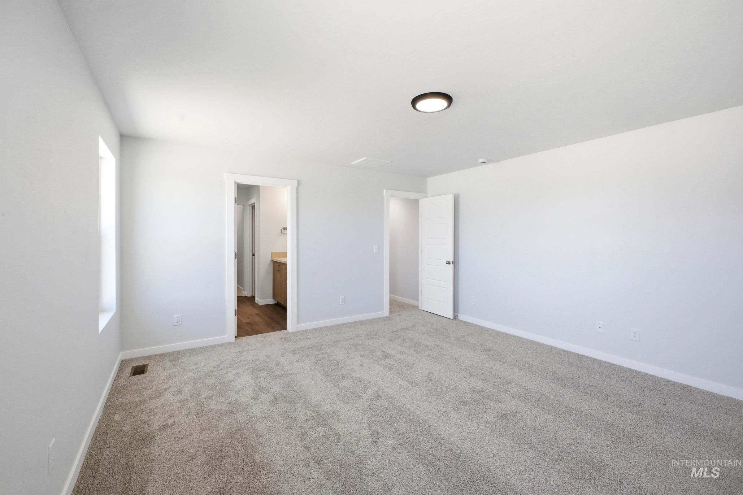 15278 Queensbury Ave, Nampa, Idaho 83651, 5 Bedrooms, 3 Bathrooms, Residential For Sale, Price $519,990, 98979939