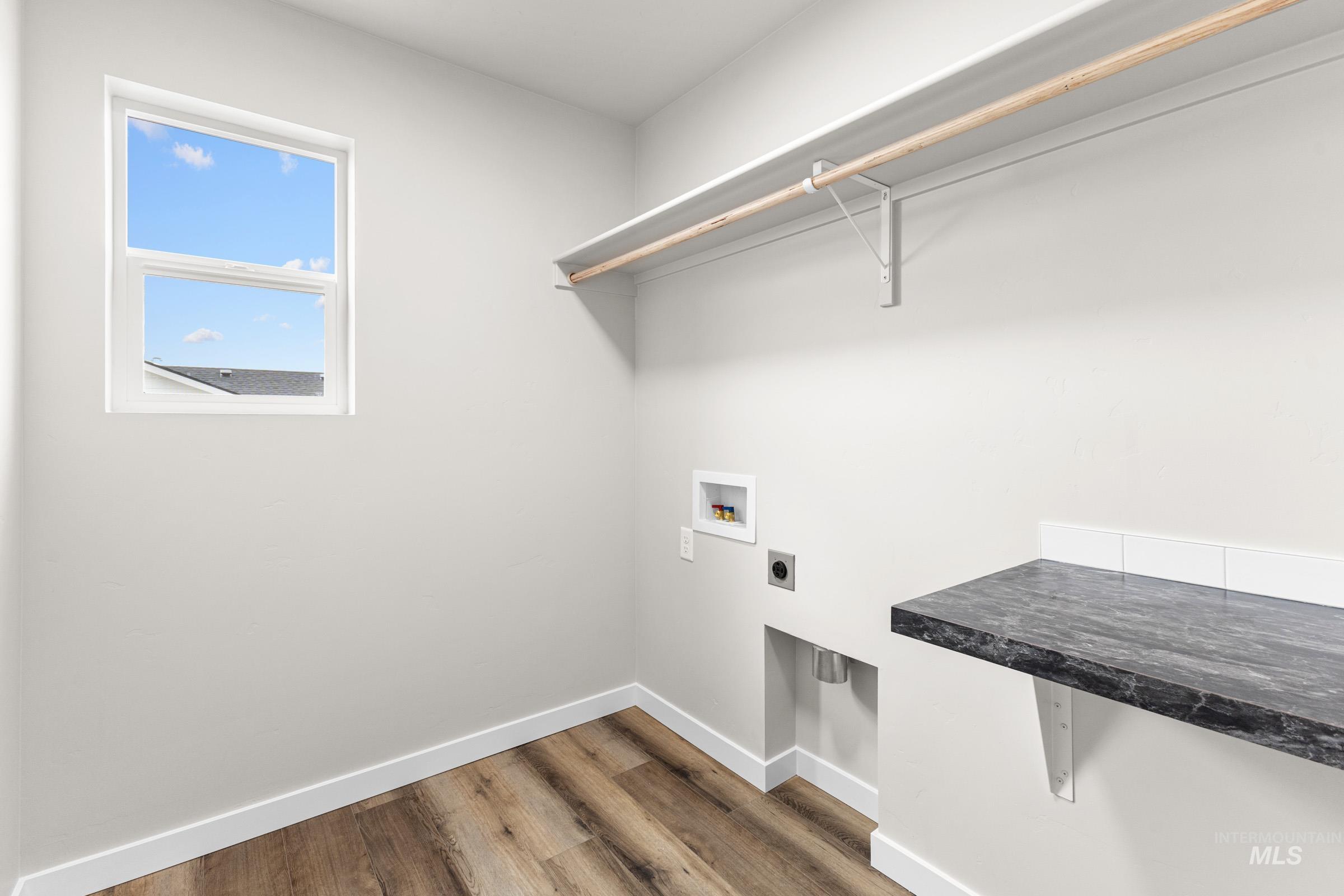 15278 Queensbury Ave, Nampa, Idaho 83651, 5 Bedrooms, 3 Bathrooms, Residential For Sale, Price $519,990, 98979939