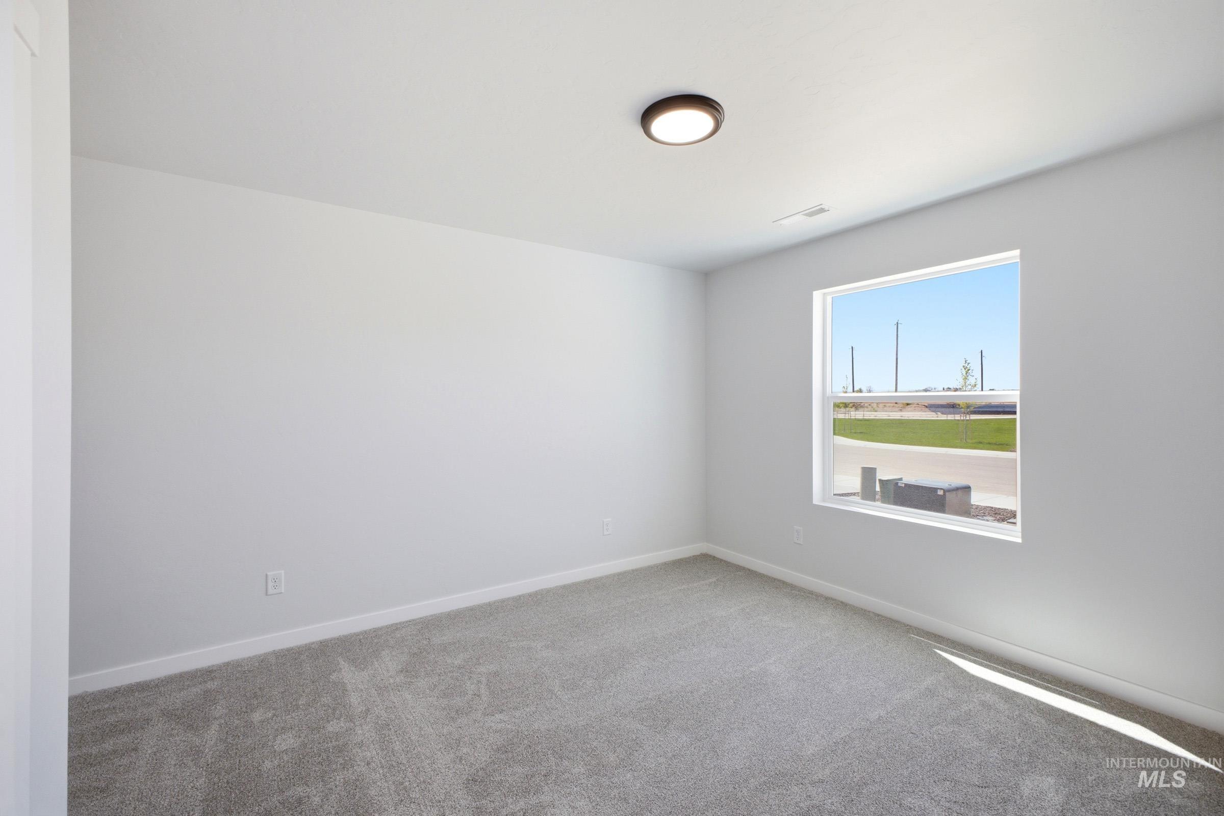 15278 Queensbury Ave, Nampa, Idaho 83651, 5 Bedrooms, 3 Bathrooms, Residential For Sale, Price $519,990, 98979939