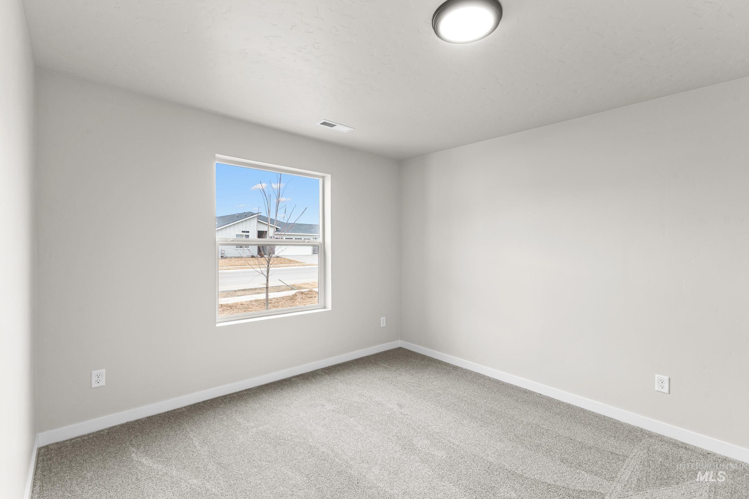 15278 Queensbury Ave, Nampa, Idaho 83651, 5 Bedrooms, 3 Bathrooms, Residential For Sale, Price $519,990, 98979939