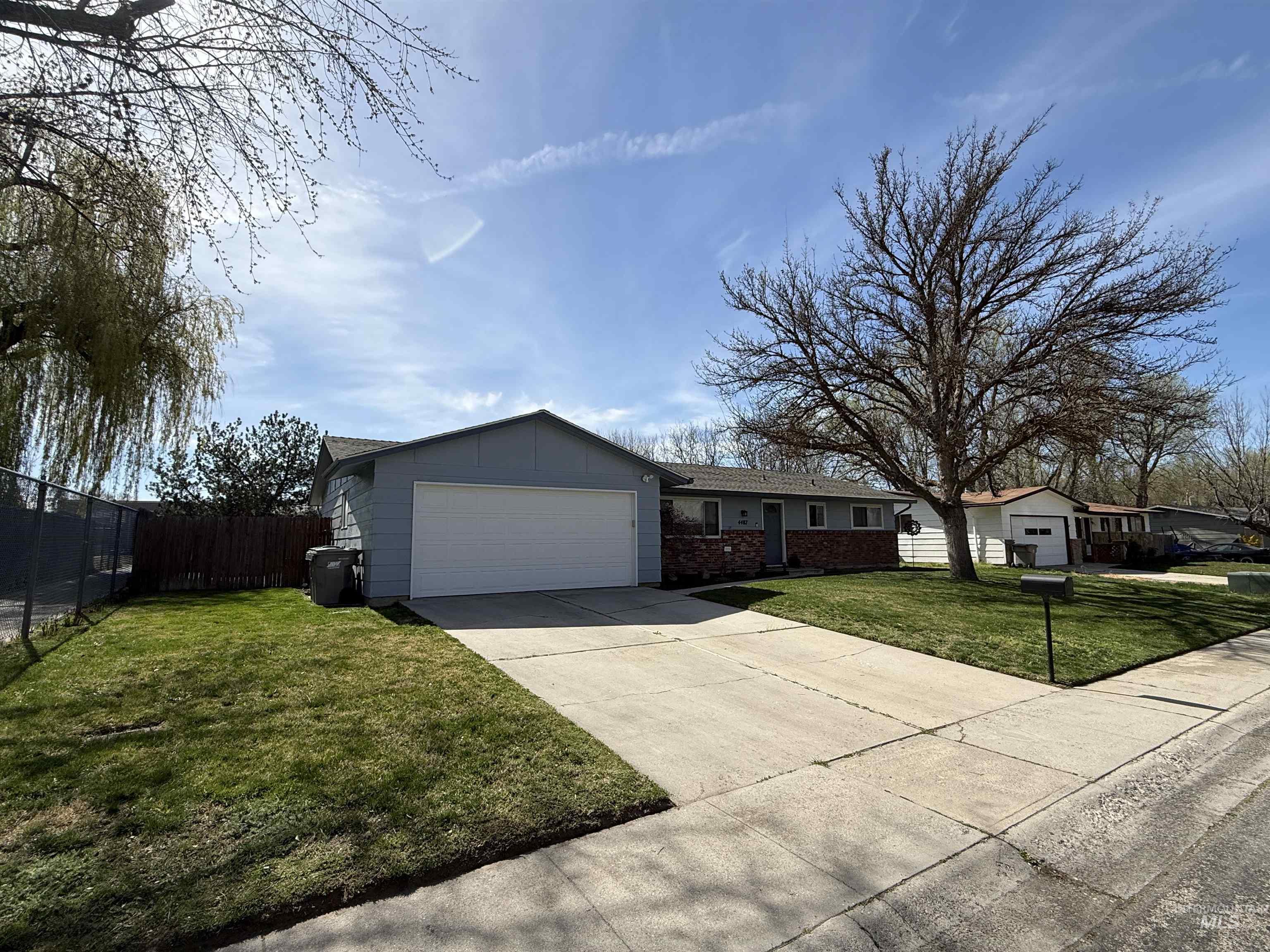 4487 W Bloom, Boise, Idaho 83703, 3 Bedrooms, 1.5 Bathrooms, Residential For Sale, Price $465,000,MLS 98979940