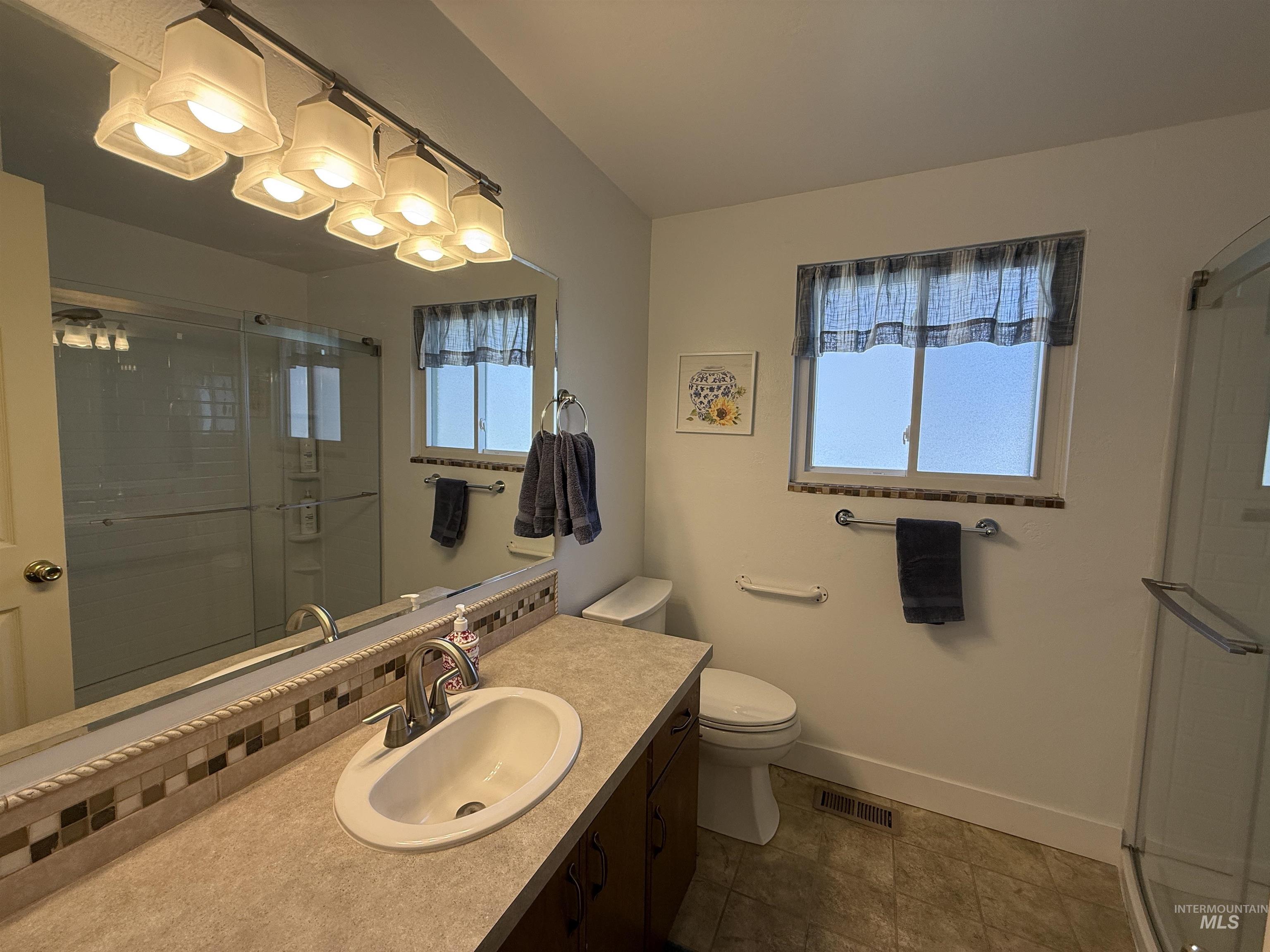 4487 W Bloom, Boise, Idaho 83703, 3 Bedrooms, 1.5 Bathrooms, Residential For Sale, Price $465,000,MLS 98979940