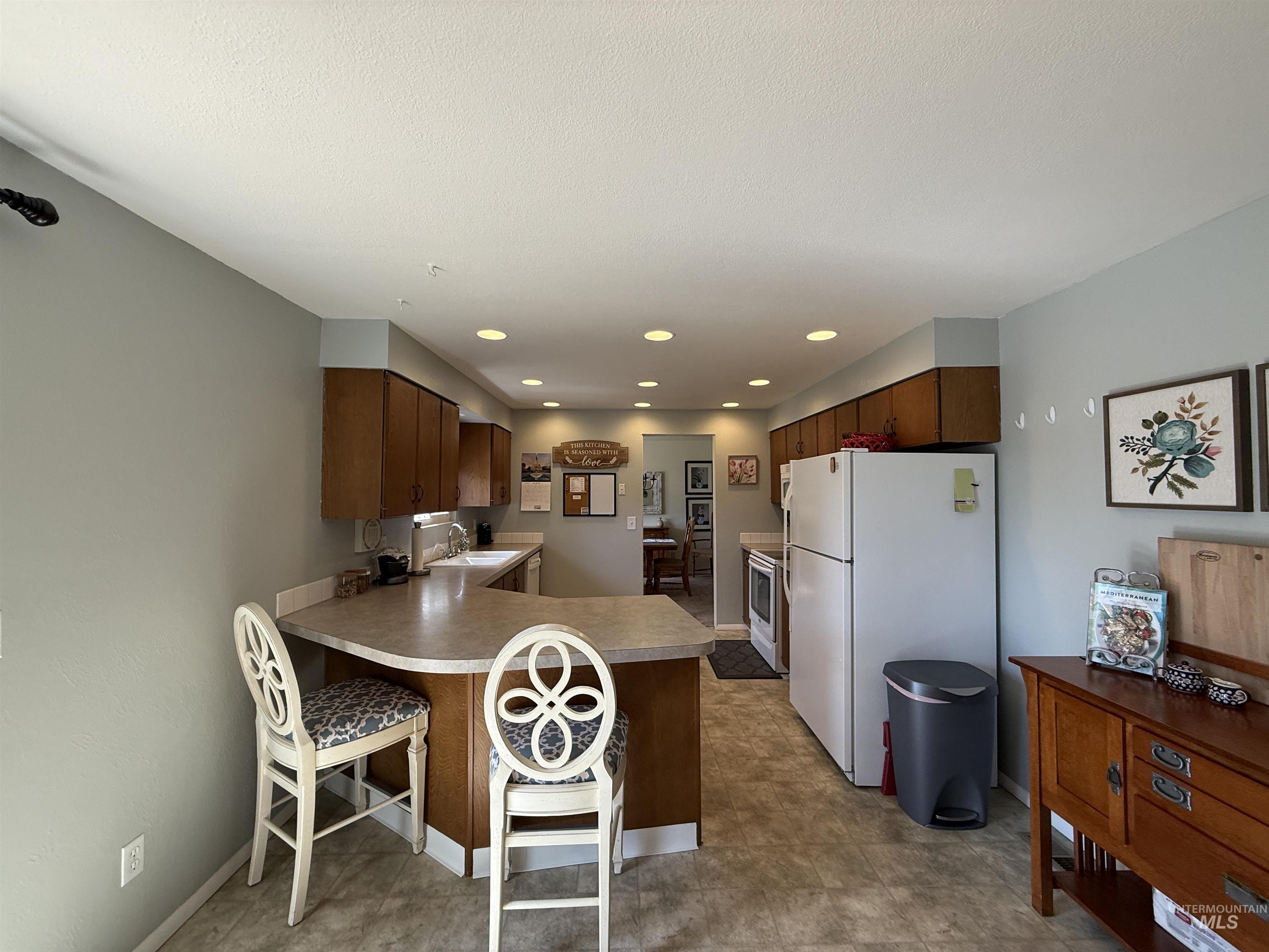 4487 W Bloom, Boise, Idaho 83703, 3 Bedrooms, 1.5 Bathrooms, Residential For Sale, Price $465,000,MLS 98979940