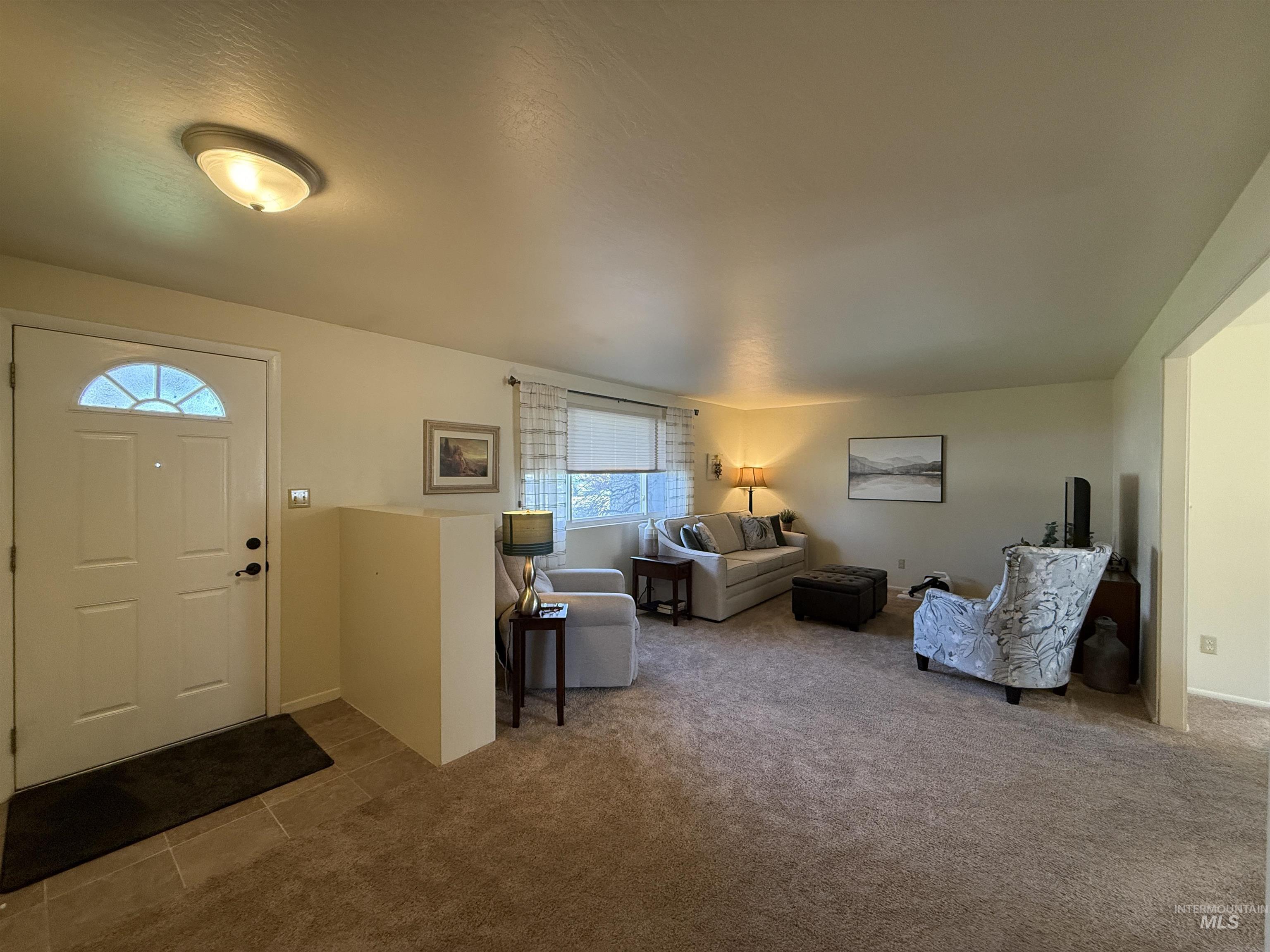 4487 W Bloom, Boise, Idaho 83703, 3 Bedrooms, 1.5 Bathrooms, Residential For Sale, Price $465,000,MLS 98979940