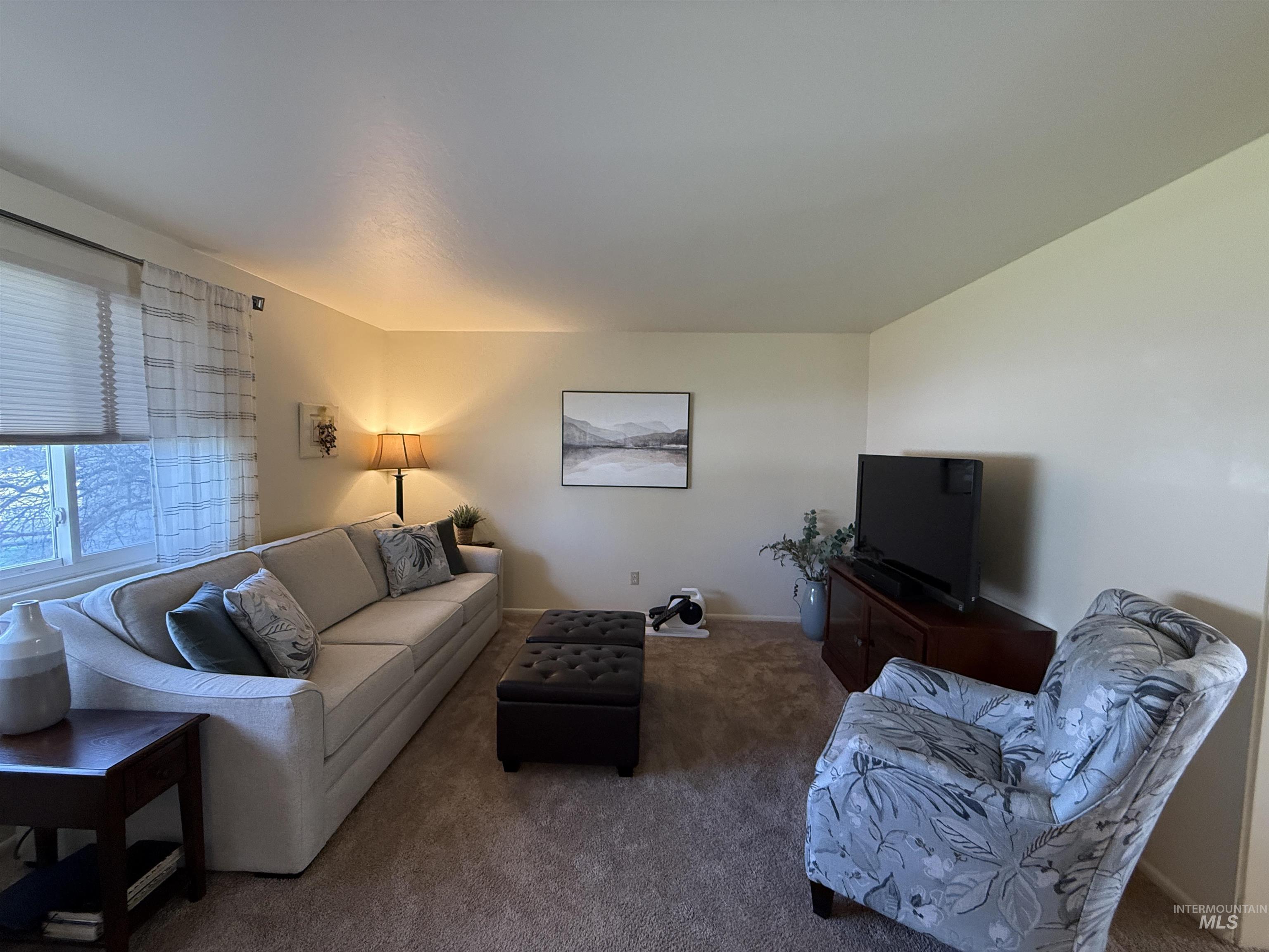 4487 W Bloom, Boise, Idaho 83703, 3 Bedrooms, 1.5 Bathrooms, Residential For Sale, Price $465,000,MLS 98979940