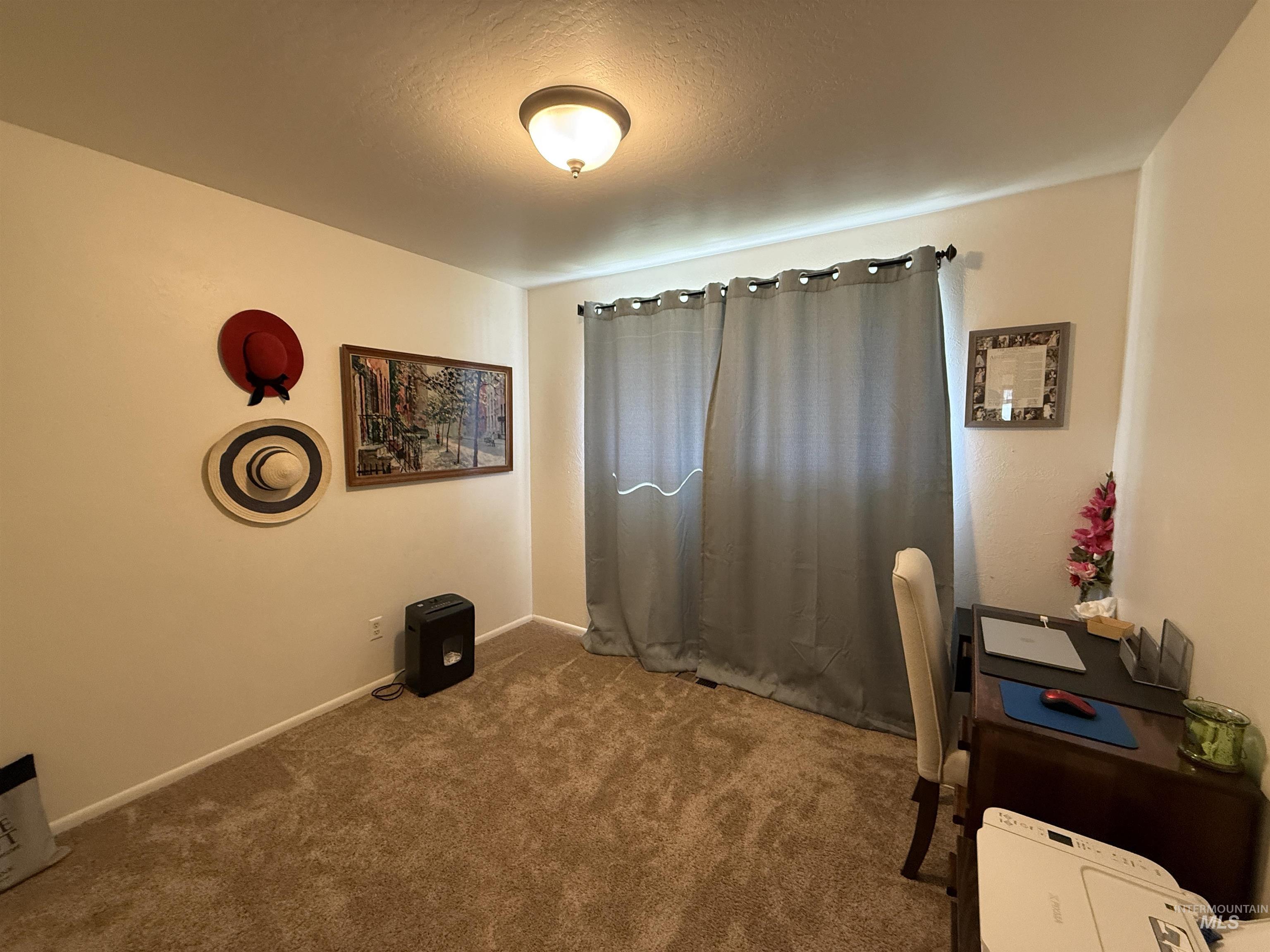 4487 W Bloom, Boise, Idaho 83703, 3 Bedrooms, 1.5 Bathrooms, Residential For Sale, Price $465,000,MLS 98979940