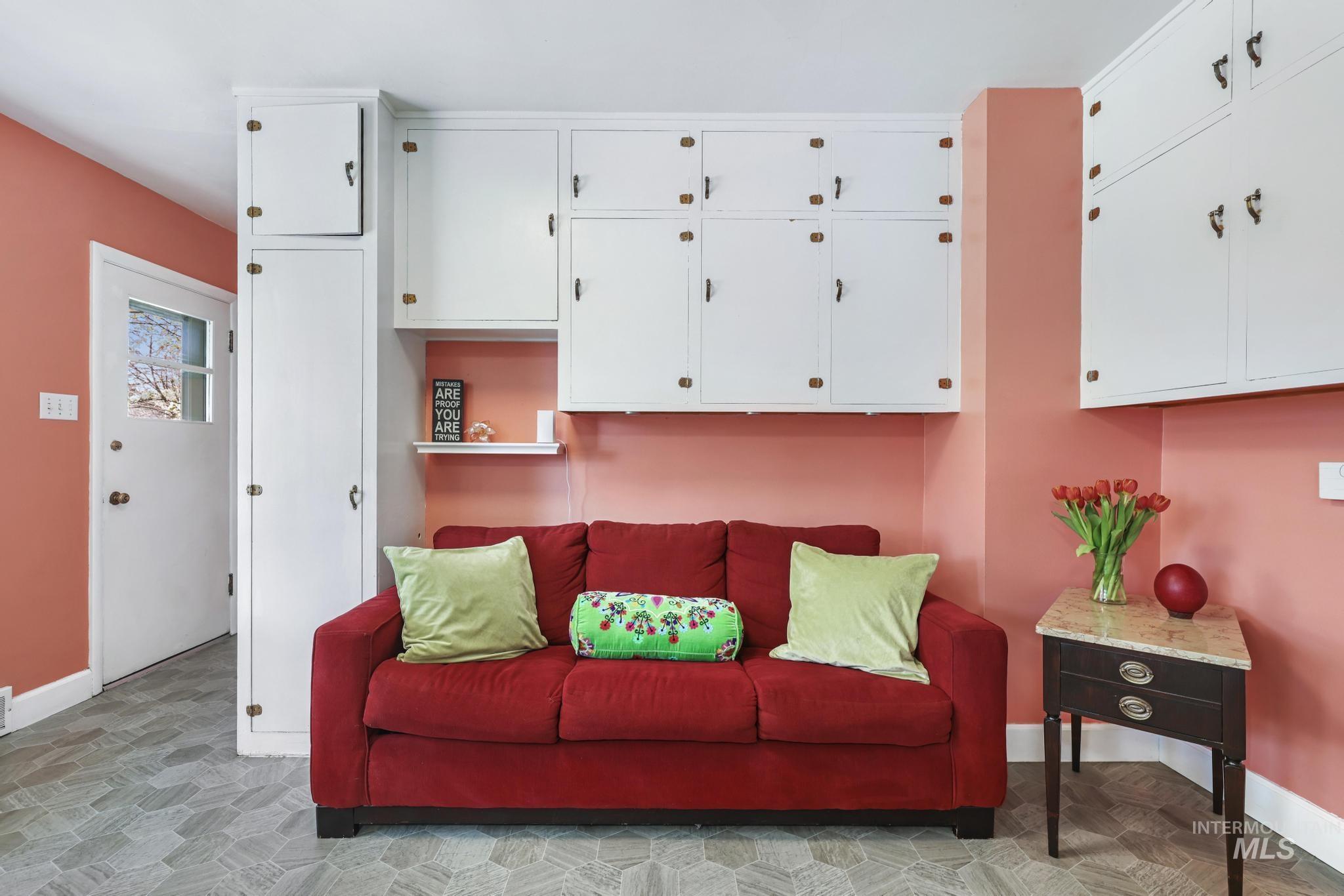 1532 11th Ave E, Twin Falls, Idaho 83301, 5 Bedrooms, 3 Bathrooms, Residential For Sale, Price $479,900, 98979941