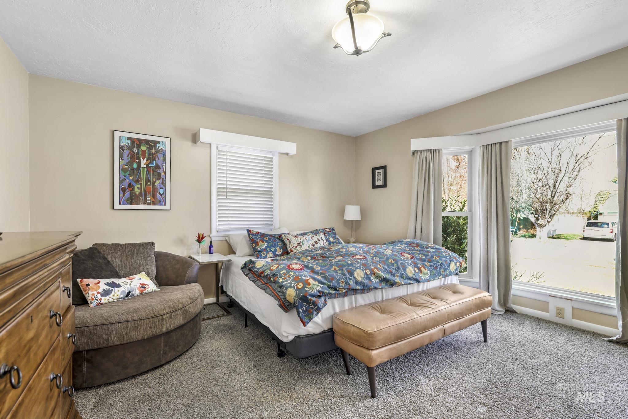 1532 11th Ave E, Twin Falls, Idaho 83301, 5 Bedrooms, 3 Bathrooms, Residential For Sale, Price $479,900, 98979941