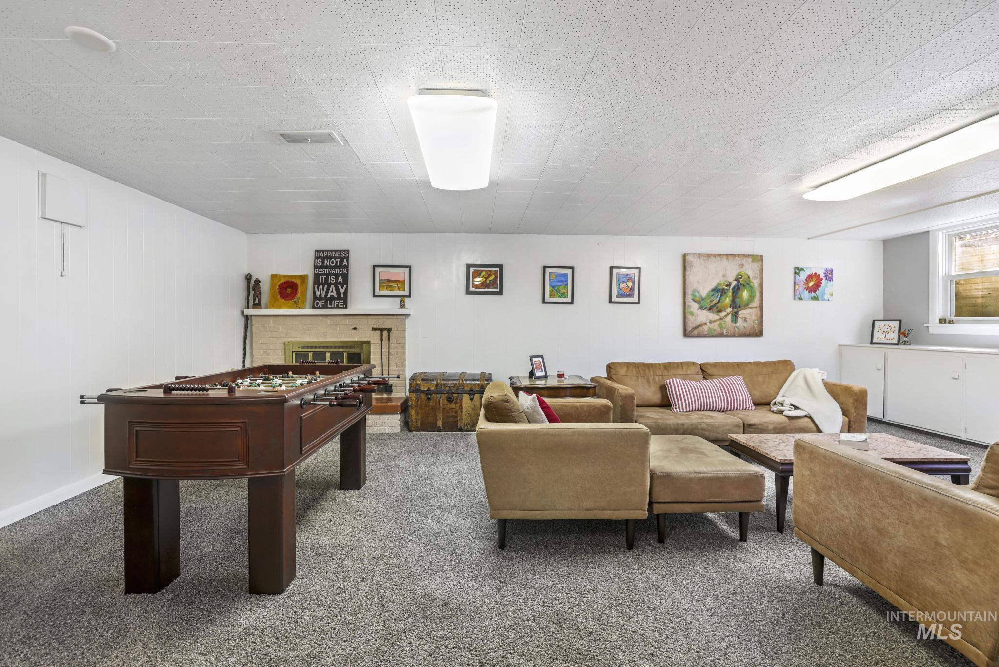 1532 11th Ave E, Twin Falls, Idaho 83301, 5 Bedrooms, 3 Bathrooms, Residential For Sale, Price $479,900, 98979941