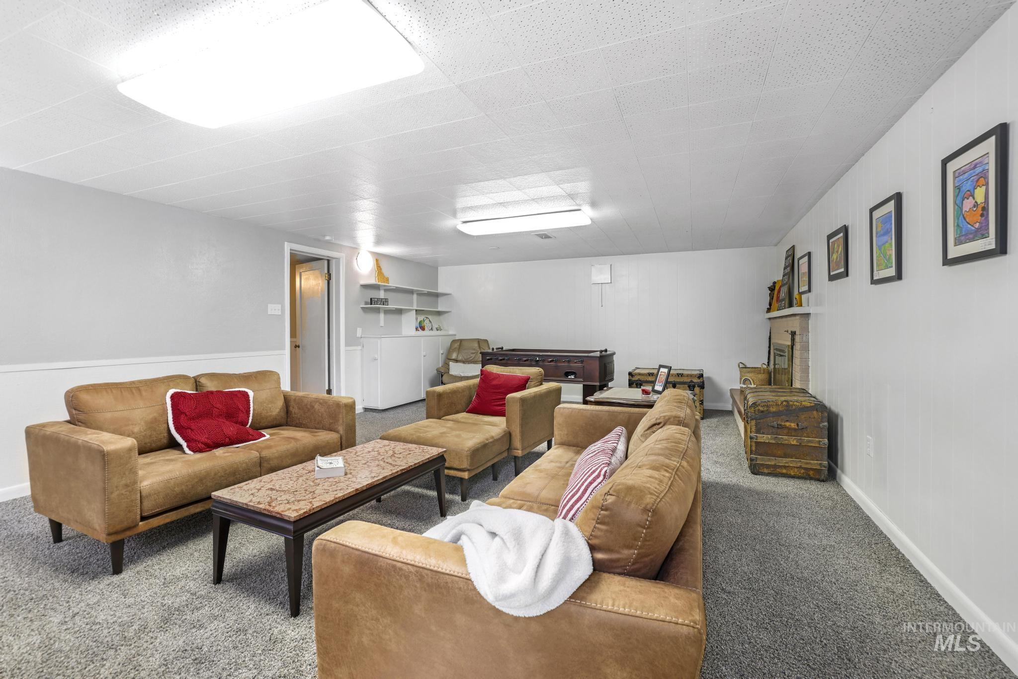 1532 11th Ave E, Twin Falls, Idaho 83301, 5 Bedrooms, 3 Bathrooms, Residential For Sale, Price $479,900, 98979941