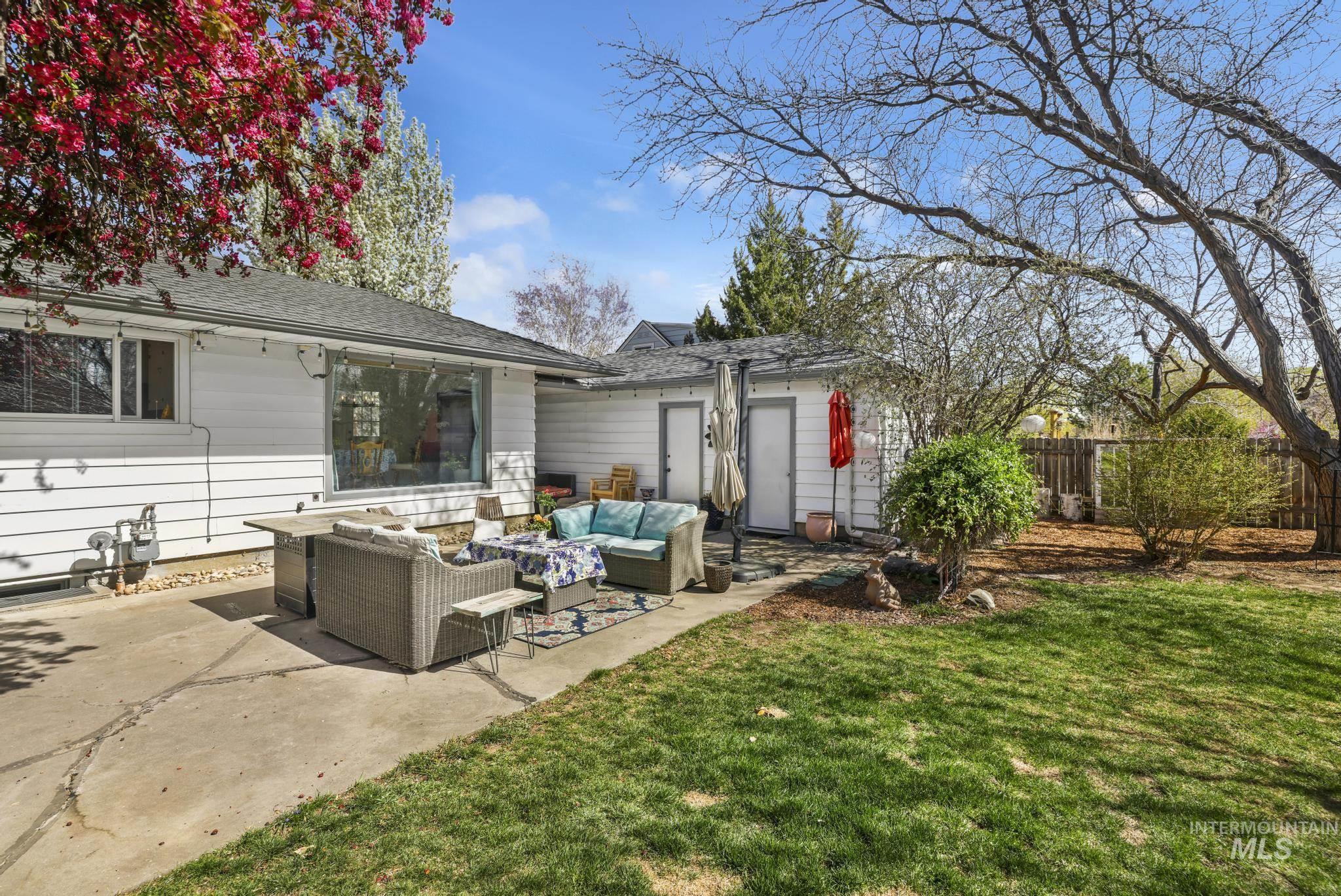 1532 11th Ave E, Twin Falls, Idaho 83301, 5 Bedrooms, 3 Bathrooms, Residential For Sale, Price $479,900, 98979941