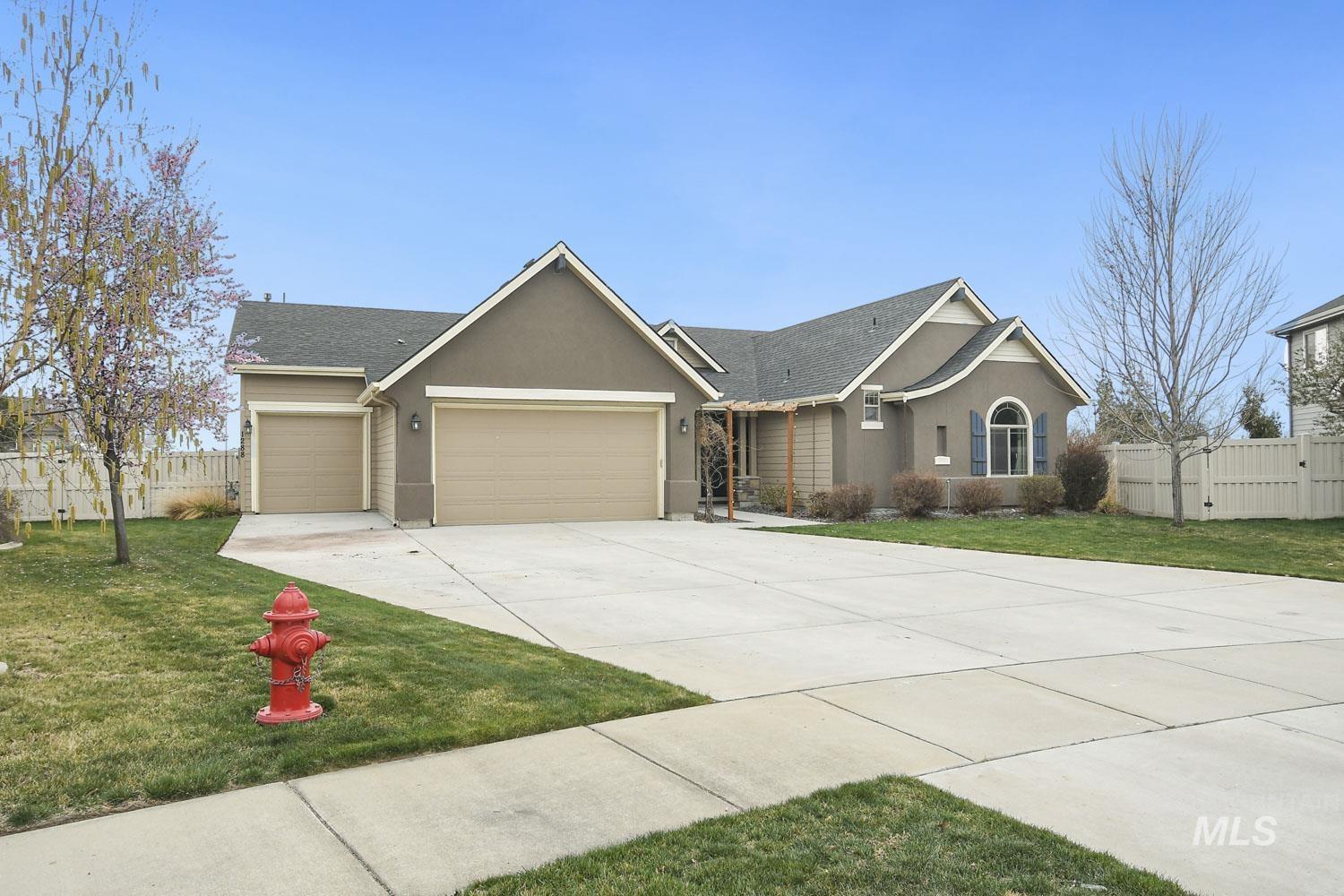 1288 Big Horn Court, Middleton, Idaho 83644, 3 Bedrooms, 2.5 Bathrooms, Residential For Sale, Price $609,000, 98979943