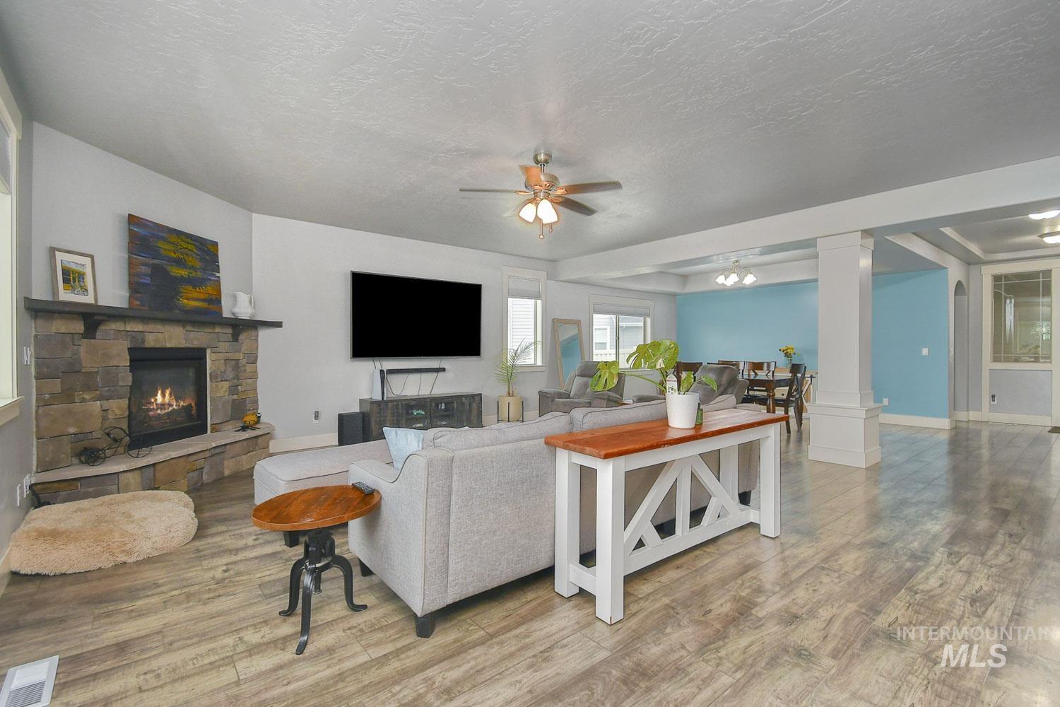 1288 Big Horn Court, Middleton, Idaho 83644, 3 Bedrooms, 2.5 Bathrooms, Residential For Sale, Price $609,000, 98979943