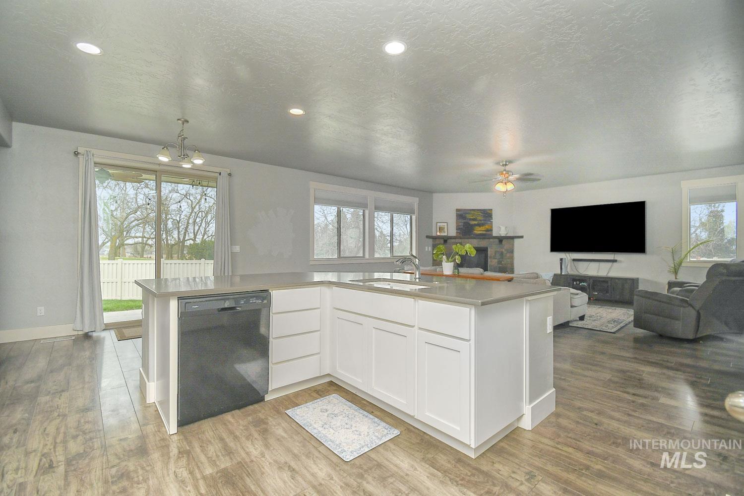 1288 Big Horn Court, Middleton, Idaho 83644, 3 Bedrooms, 2.5 Bathrooms, Residential For Sale, Price $609,000, 98979943