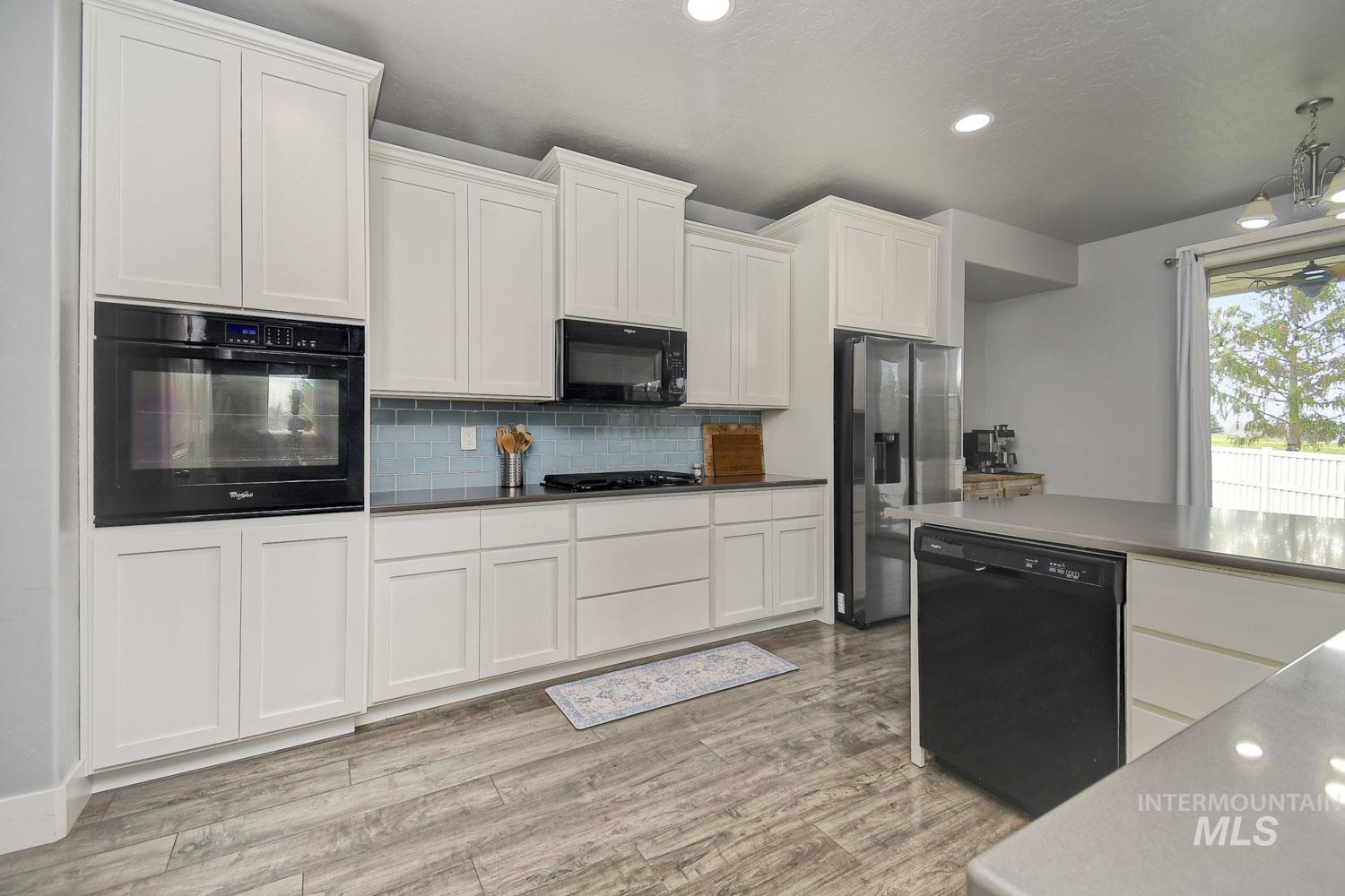 1288 Big Horn Court, Middleton, Idaho 83644, 3 Bedrooms, 2.5 Bathrooms, Residential For Sale, Price $609,000, 98979943