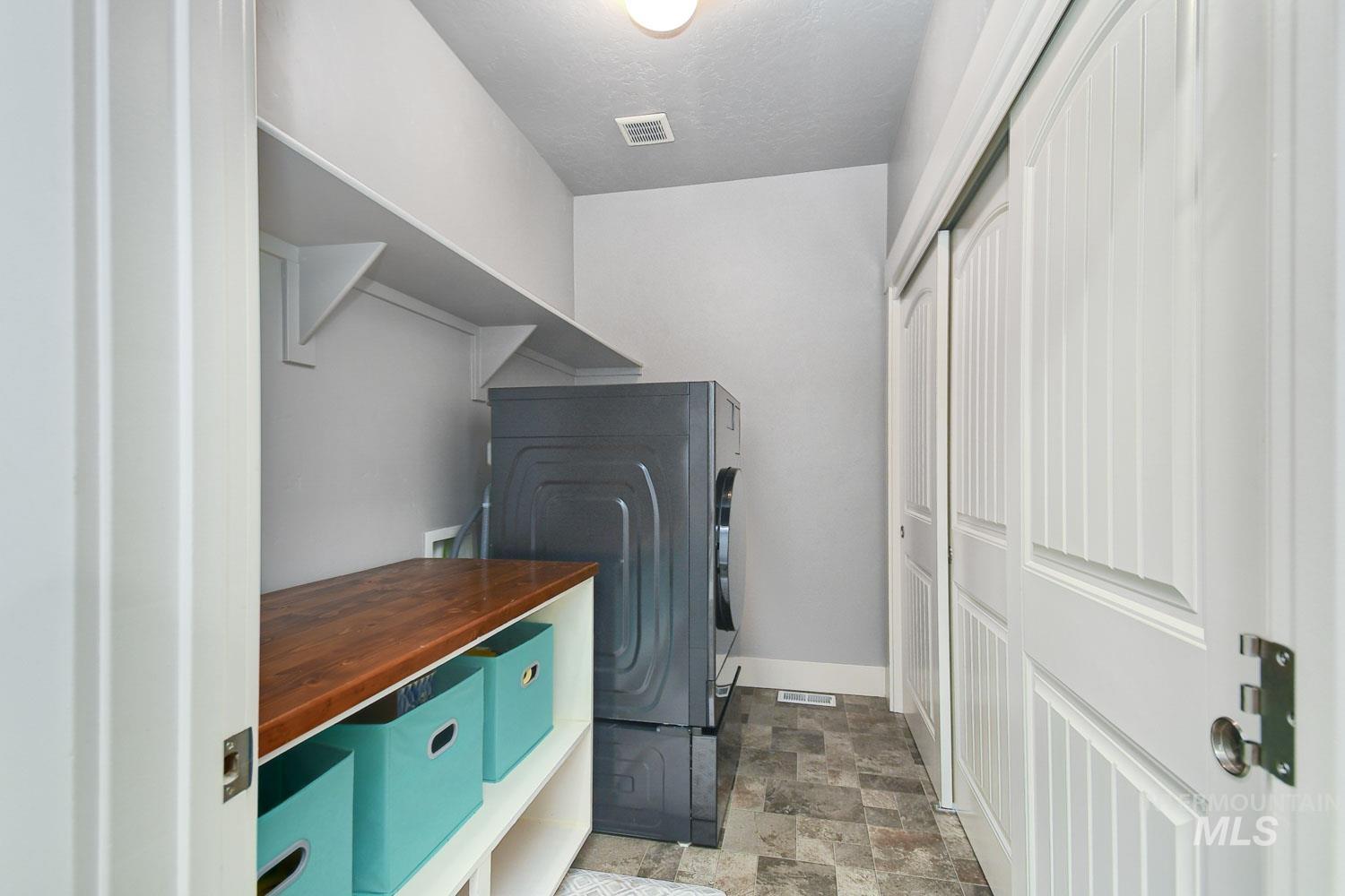 1288 Big Horn Court, Middleton, Idaho 83644, 3 Bedrooms, 2.5 Bathrooms, Residential For Sale, Price $609,000, 98979943