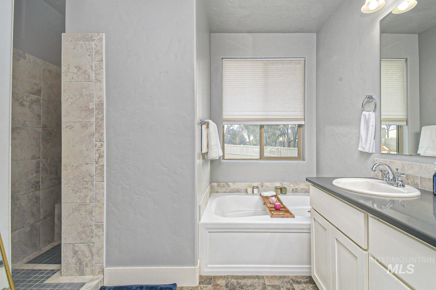 1288 Big Horn Court, Middleton, Idaho 83644, 3 Bedrooms, 2.5 Bathrooms, Residential For Sale, Price $609,000, 98979943