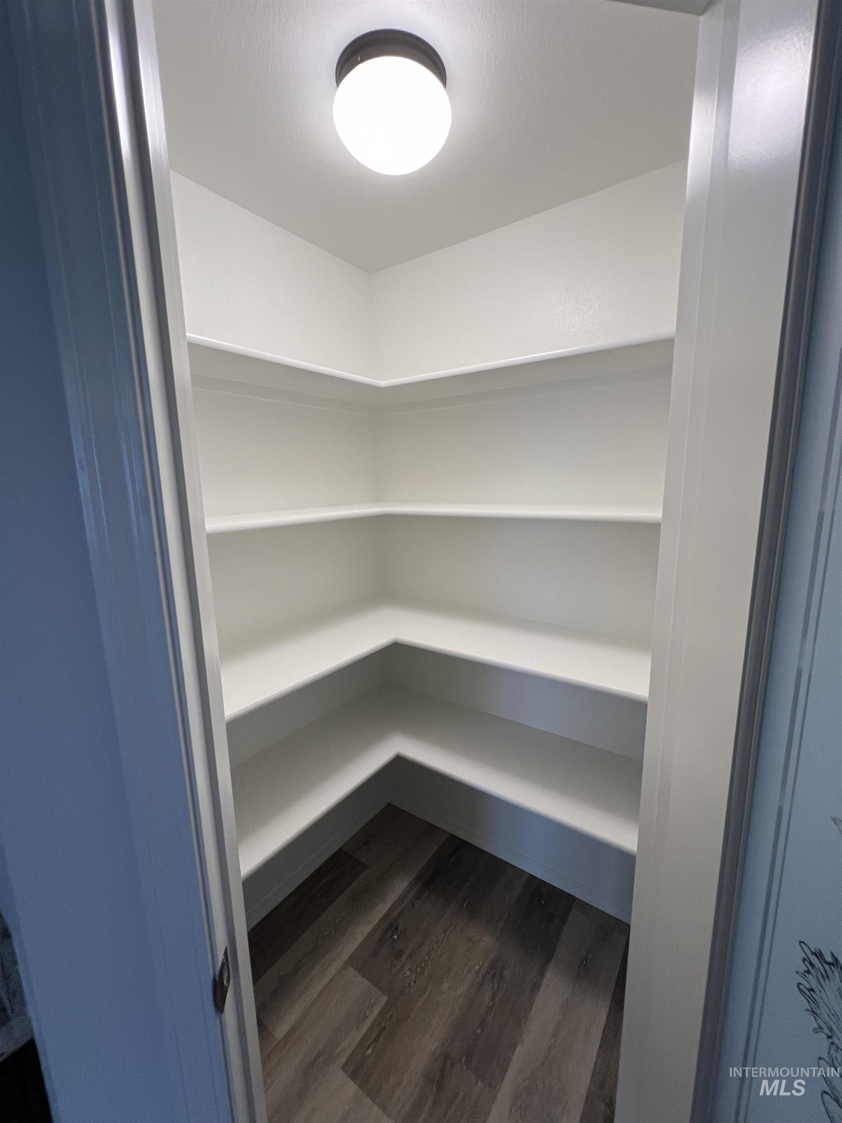 1743 Yellowstone Ct, Lewiston, Idaho 83501, 3 Bedrooms, 2 Bathrooms, Residential For Sale, Price $443,900, 98979944