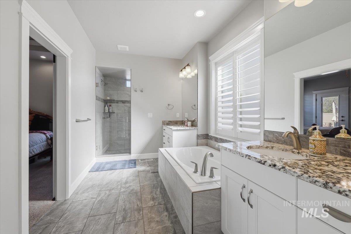 2892 E Lawton Drive, Meridian, Idaho 83642, 3 Bedrooms, 2.5 Bathrooms, Residential For Sale, Price $789,900,MLS 98979946