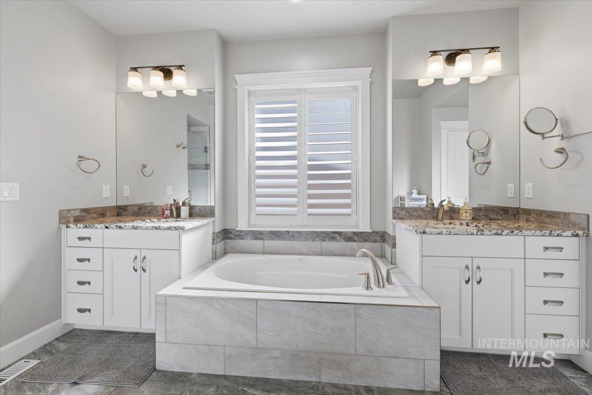 2892 E Lawton Drive, Meridian, Idaho 83642, 3 Bedrooms, 2.5 Bathrooms, Residential For Sale, Price $789,900,MLS 98979946