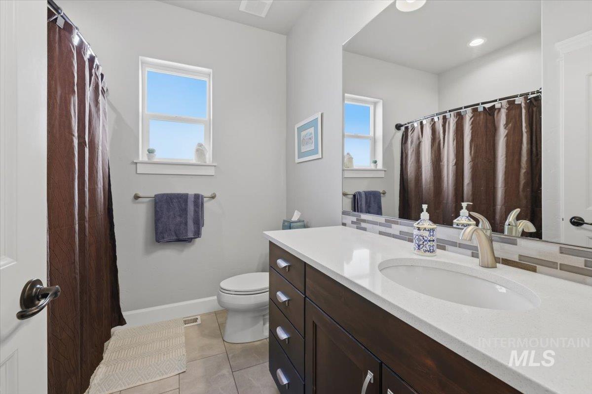 2892 E Lawton Drive, Meridian, Idaho 83642, 3 Bedrooms, 2.5 Bathrooms, Residential For Sale, Price $789,900,MLS 98979946