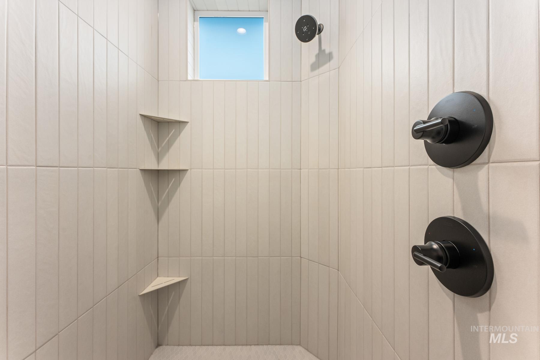 13366 N Spring Creek Way, Boise, Idaho 83714, 3 Bedrooms, 2.5 Bathrooms, Residential Income For Sale, Price $820,596,MLS 98979947