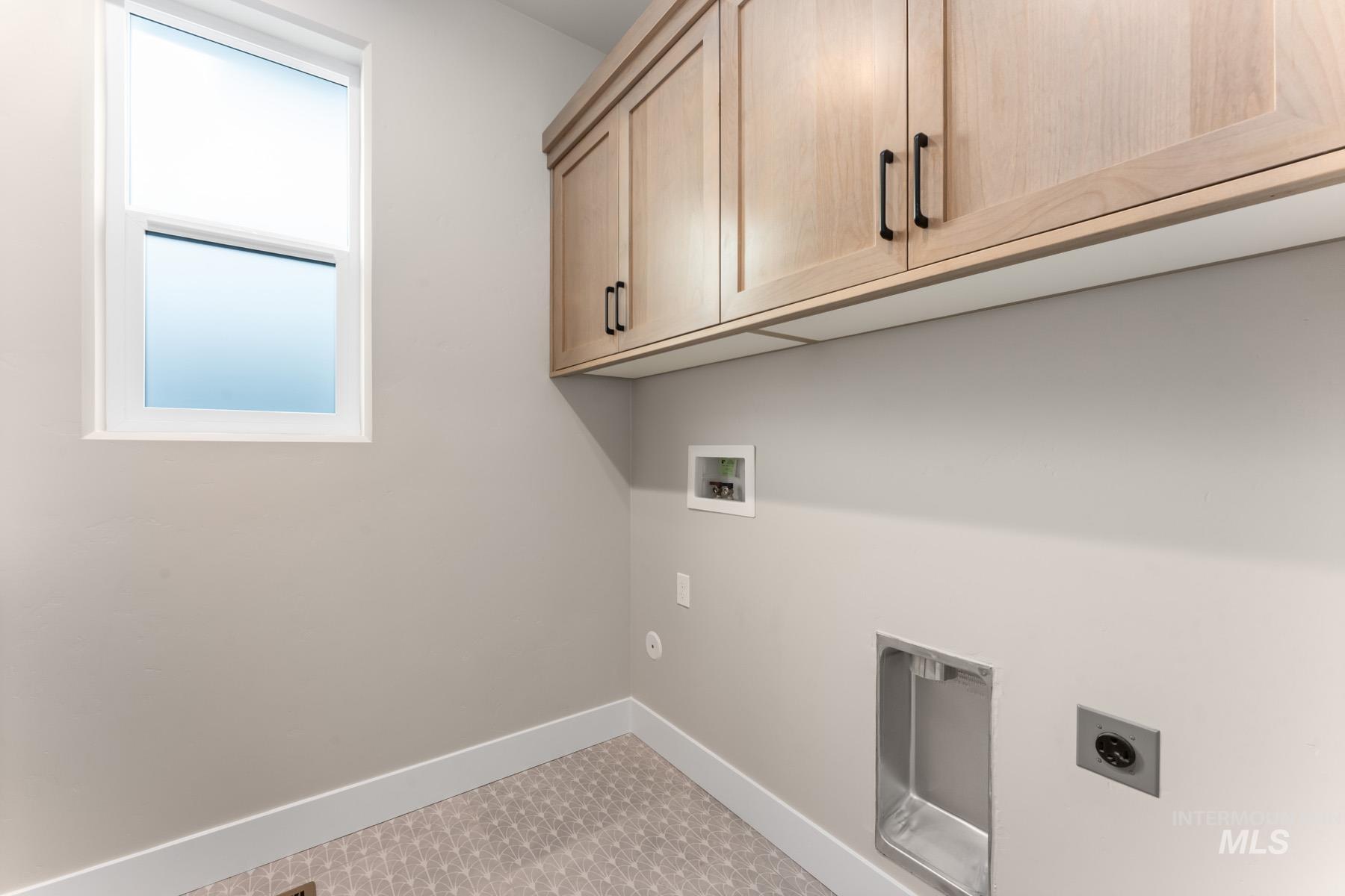 13366 N Spring Creek Way, Boise, Idaho 83714, 3 Bedrooms, 2.5 Bathrooms, Residential Income For Sale, Price $820,596,MLS 98979947