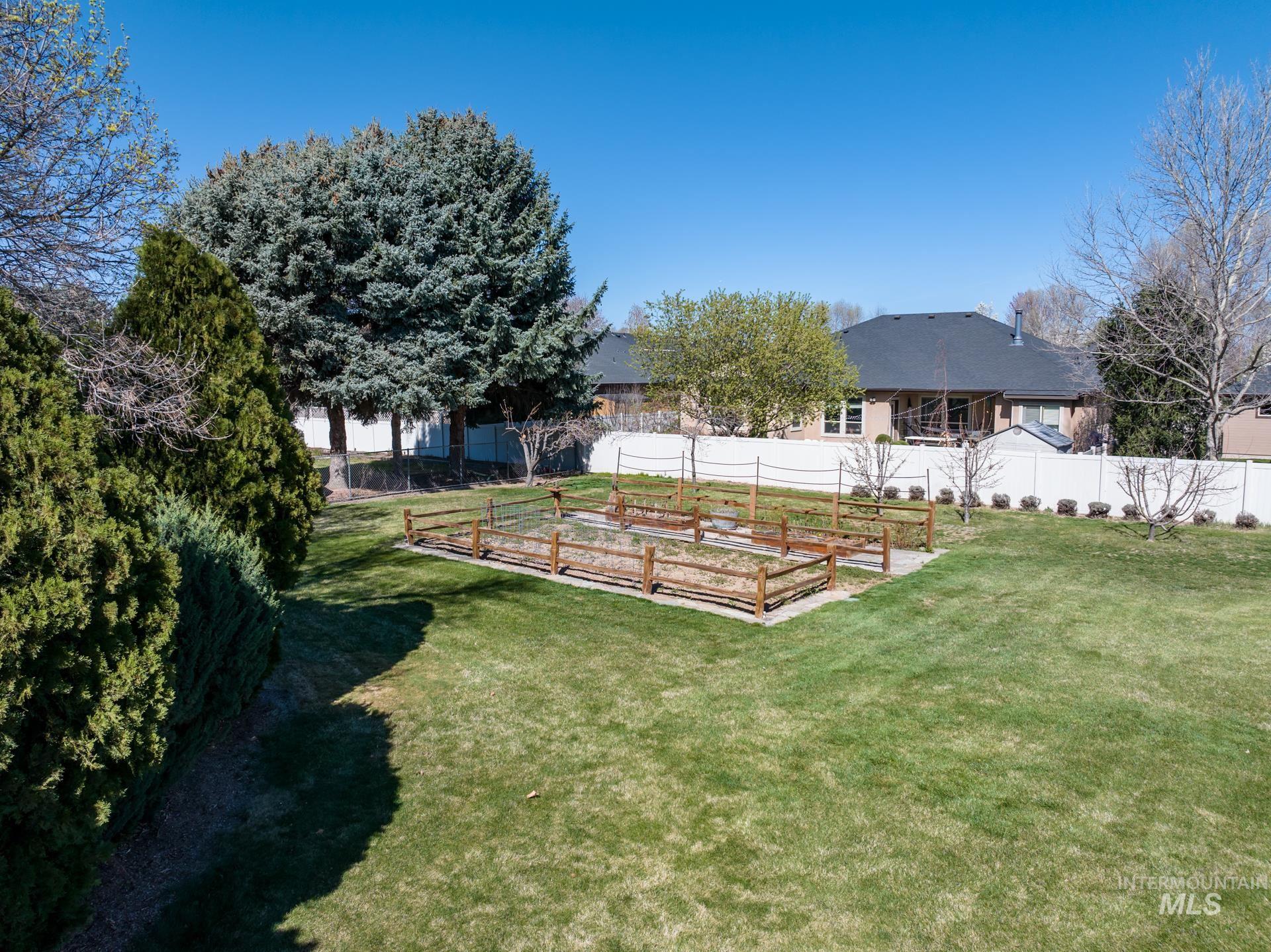 4230 N Patriot Cir, Meridian, Idaho 83646, 3 Bedrooms, 2 Bathrooms, Residential For Sale, Price $879,000, 98979949