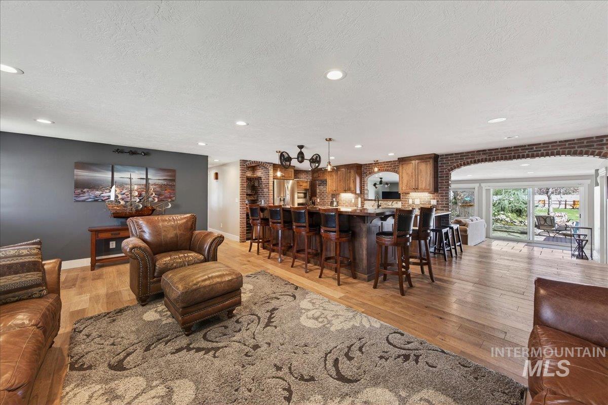 4230 N Patriot Cir, Meridian, Idaho 83646, 3 Bedrooms, 2 Bathrooms, Residential For Sale, Price $879,000, 98979949