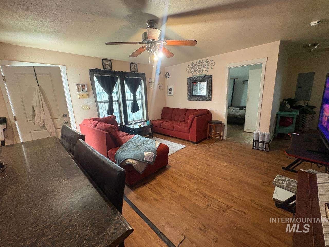 111 Randolph DR, Melba, Idaho 83641, 2 Bedrooms, 1 Bathroom, Residential For Sale, Price $268,000,MLS 98979950