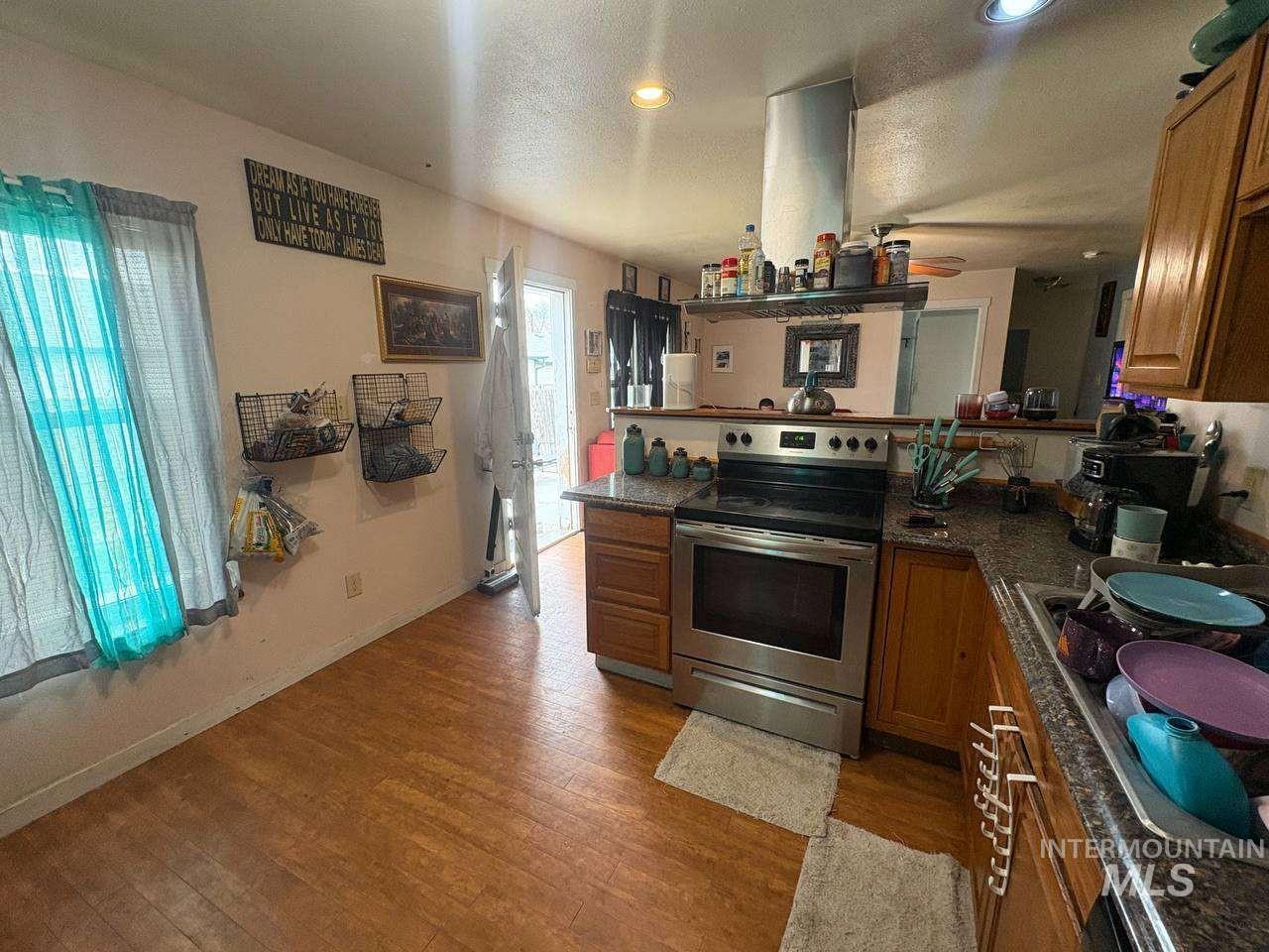 111 Randolph DR, Melba, Idaho 83641, 2 Bedrooms, 1 Bathroom, Residential For Sale, Price $268,000,MLS 98979950