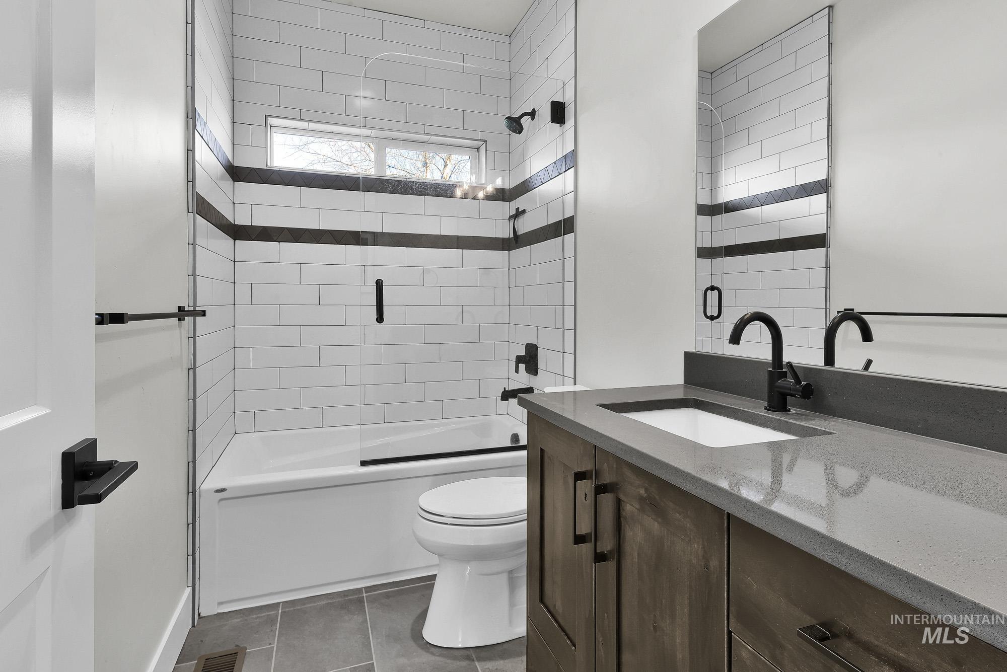 1619 Primrose Dr, Nampa, Idaho 83686-8585, 4 Bedrooms, 3 Bathrooms, Residential For Sale, Price $1,298,000, 98979951