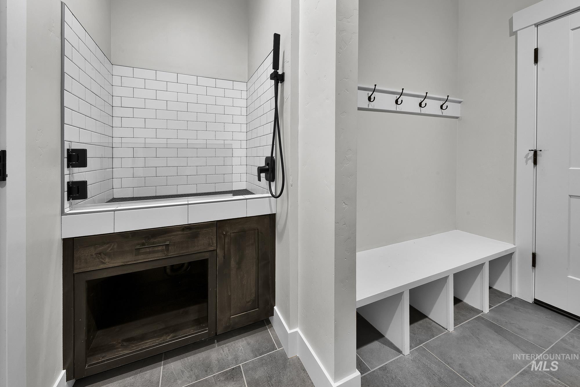 1619 Primrose Dr, Nampa, Idaho 83686-8585, 4 Bedrooms, 3 Bathrooms, Residential For Sale, Price $1,298,000, 98979951