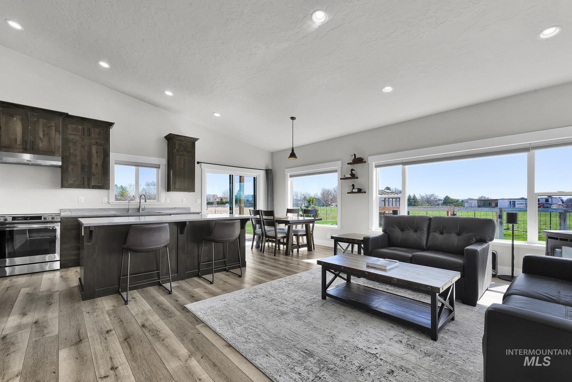 1619 Primrose Dr, Nampa, Idaho 83686-8585, 4 Bedrooms, 3 Bathrooms, Residential For Sale, Price $1,298,000,MLS 98979951